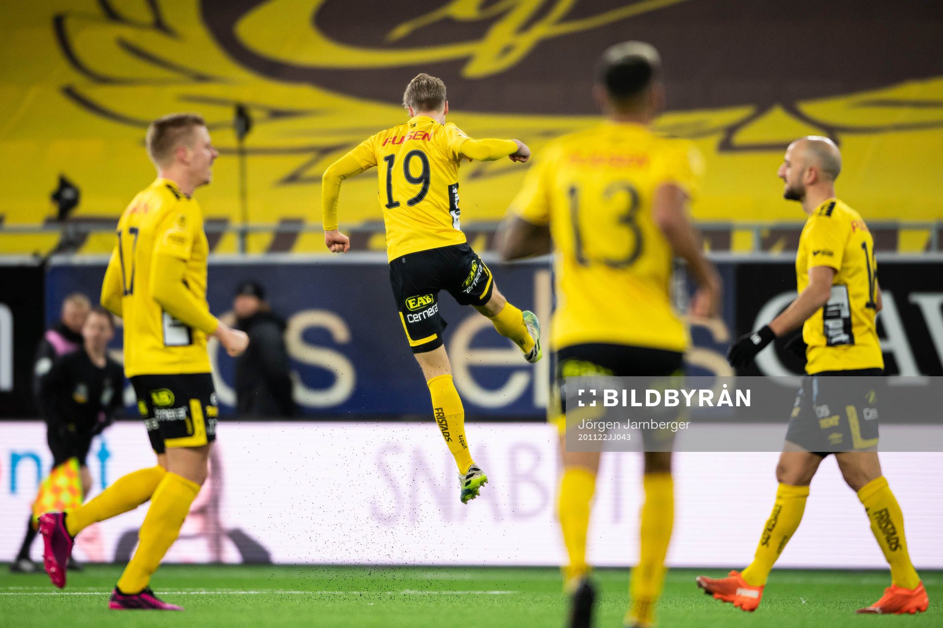 Elfsborgs Jeppe Møldrup Okkels jublar efter 2-0 under fotbollsmatchen i Allsvenskan mellan Elfsborg och Helsingborg den 22 november 2020 i Borås.