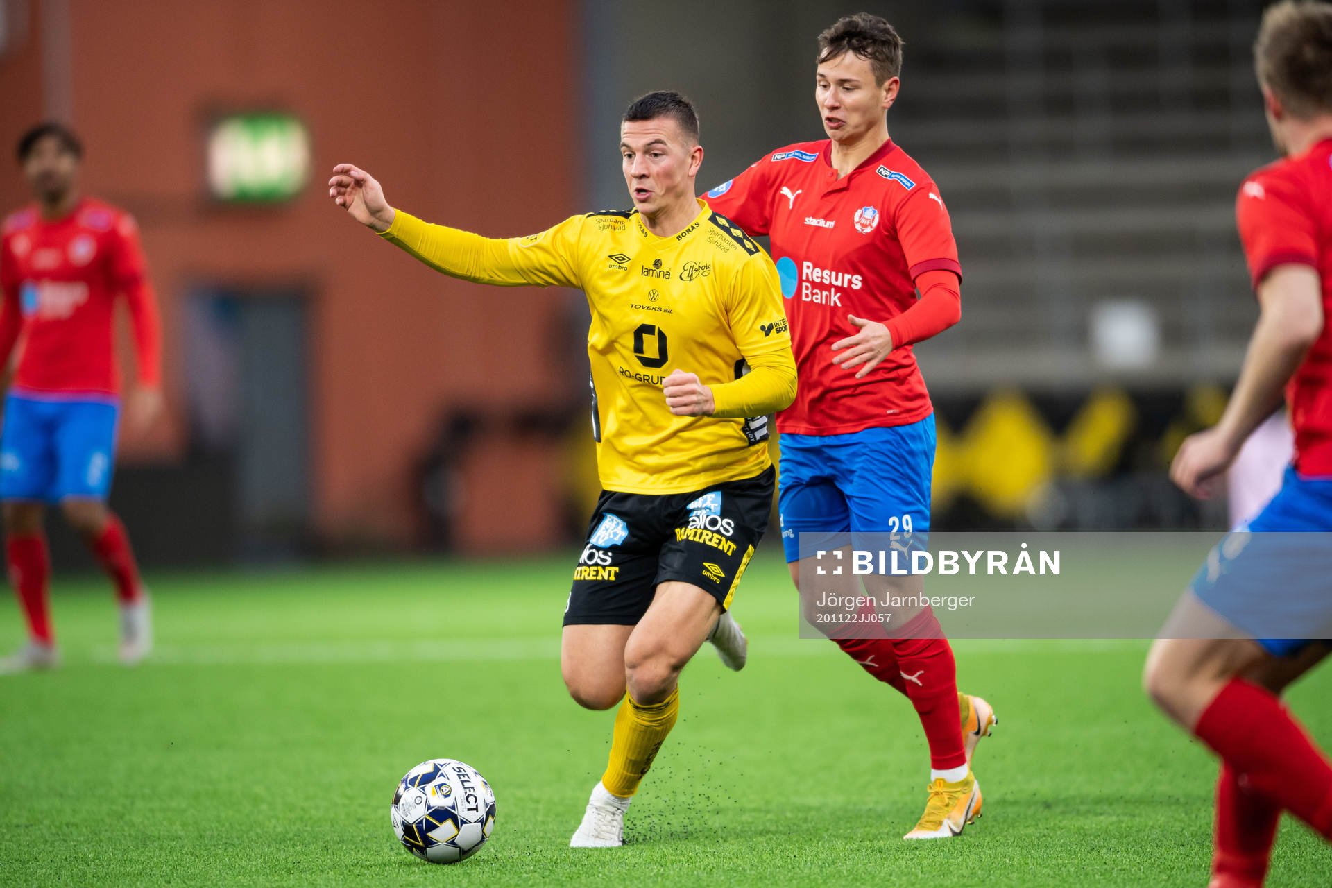 Elfsborgs Simon Olsson och Helsingborgs Alex Timossi