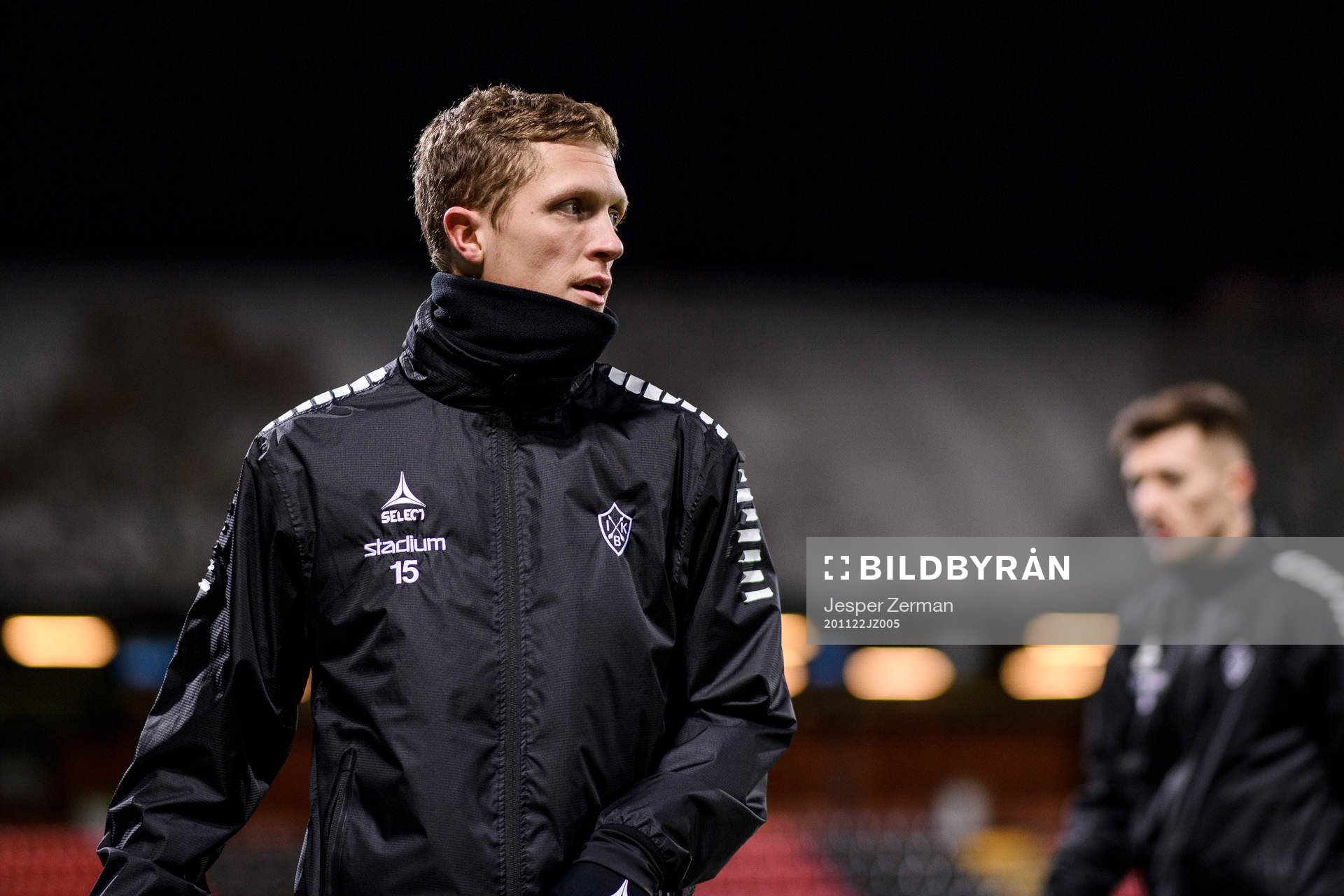 Brages Alexander Ekblad under uppvärmningen inför fotbollsmatchen i Superettan  mellan Akropolis och Brage den 22 november 2020 i Stockholm.
