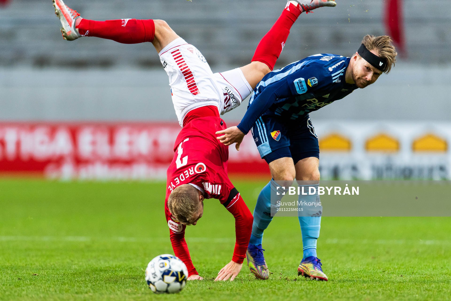 Djurgårdens Jacob Une Larsson och Kalmars Sebastian Ring