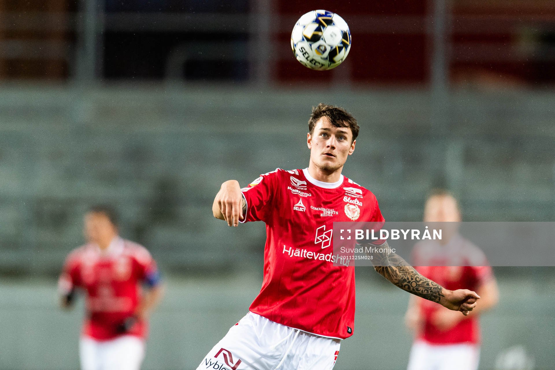 Kalmars Adrian Edqvist under fotbollsmatchen i Allsvenskan mellan Kalmar och Djurgården den 22 november 2020 i Kalmar.