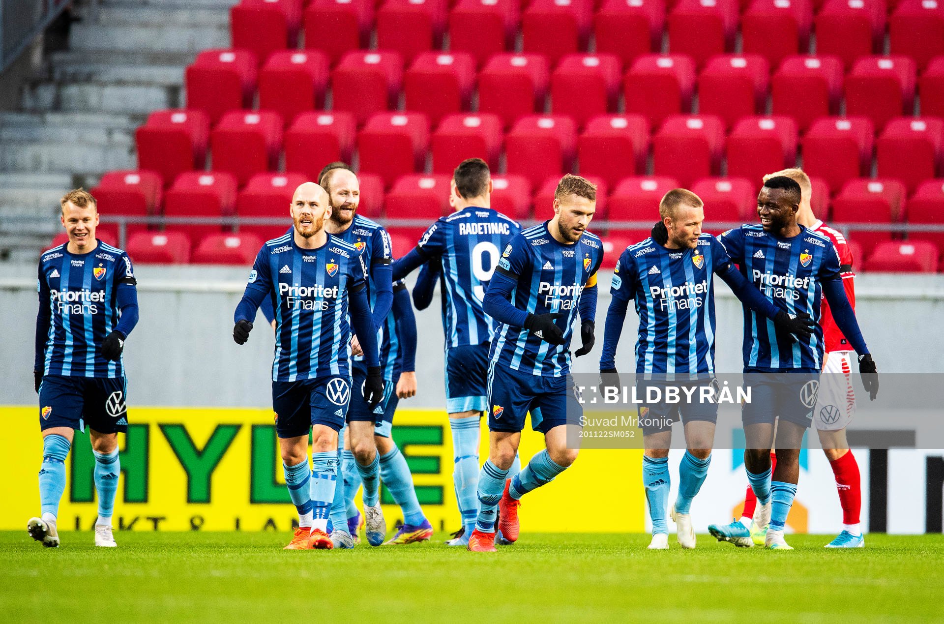 Djurgårdens Kalle Holmberg jublar