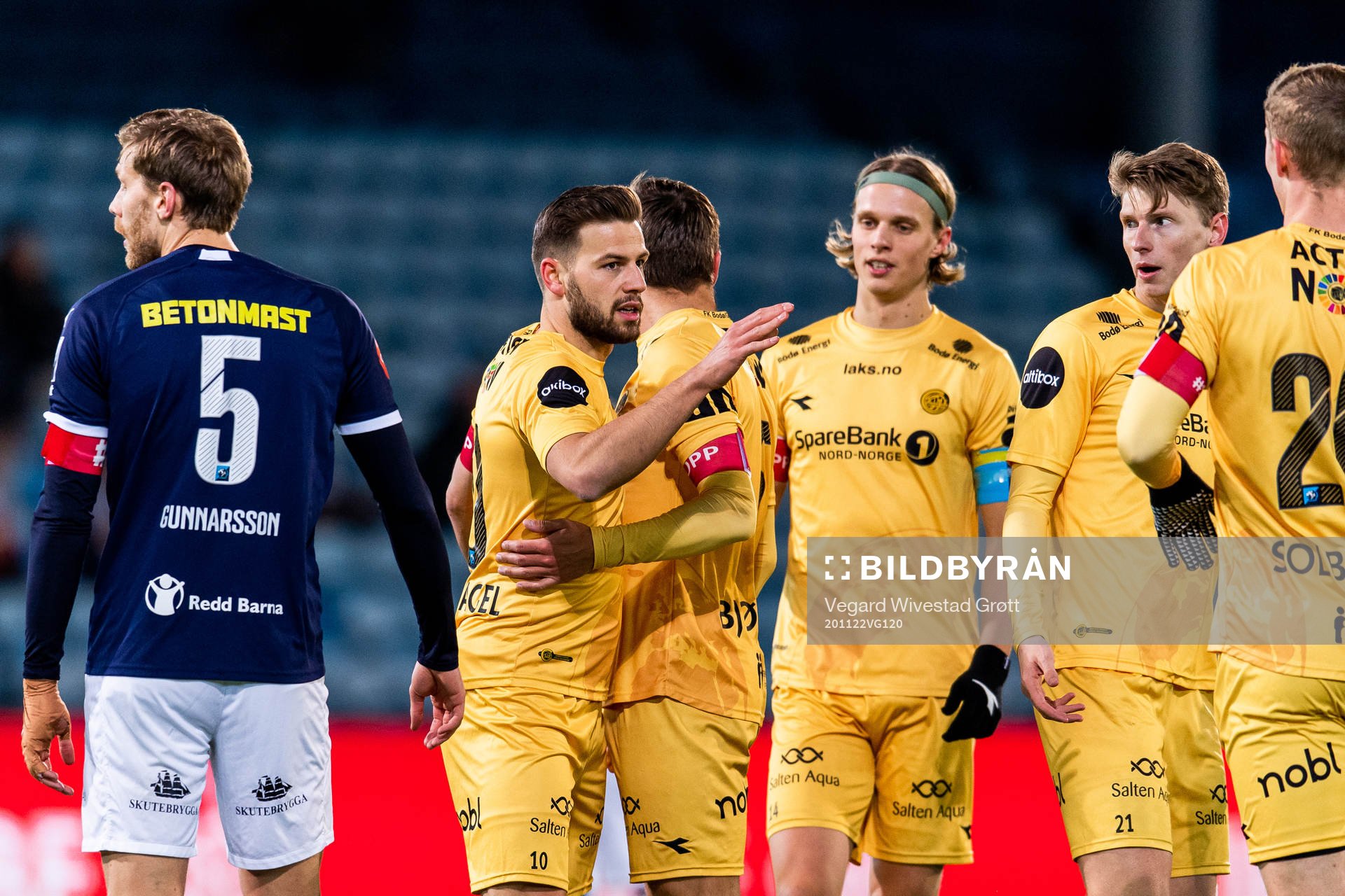 Philip Zinckernagel of Bodø/Glimt celebrates with team