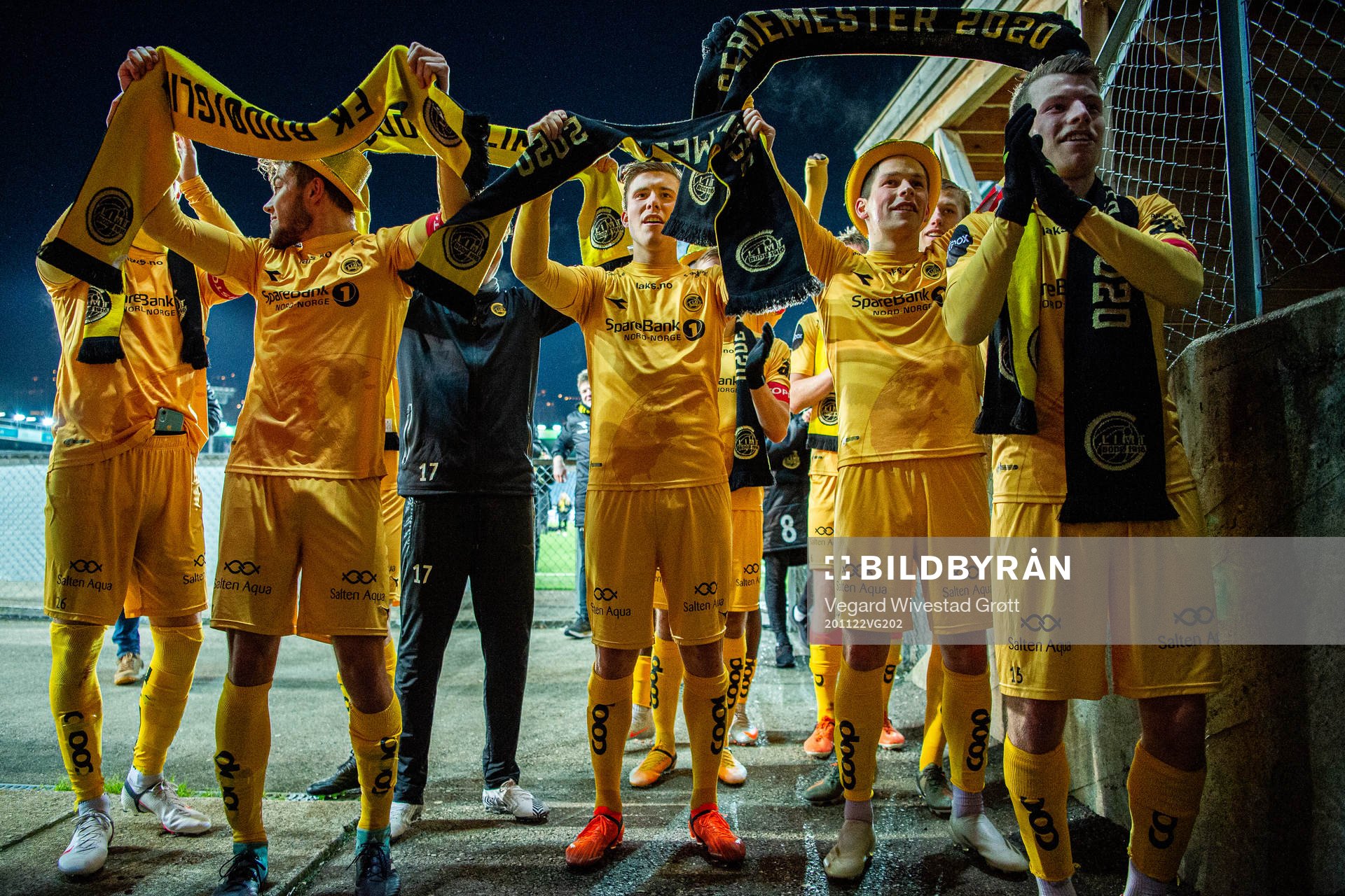 Alfons Sampsted, Sondre Fet and players of Bodø/Glimt