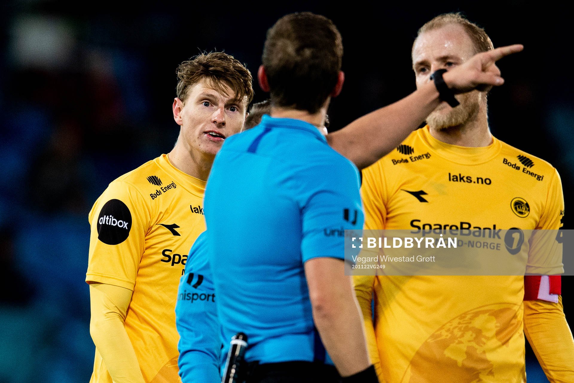 Kasper Junker of Bodø/Glimt argues with the referee