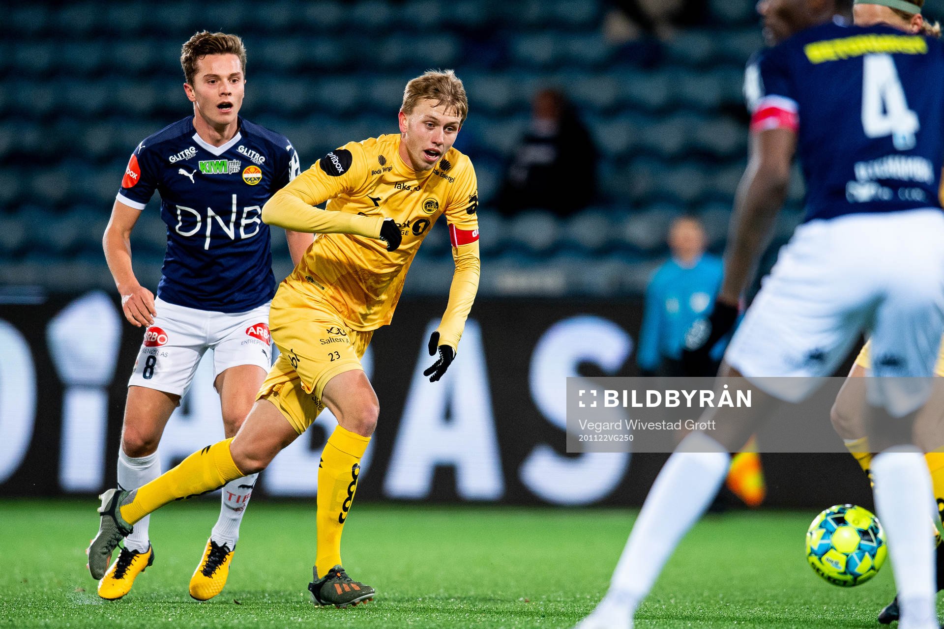Johan Hove of Strømsgodset and Elias Hagen of Bodø/Glimt