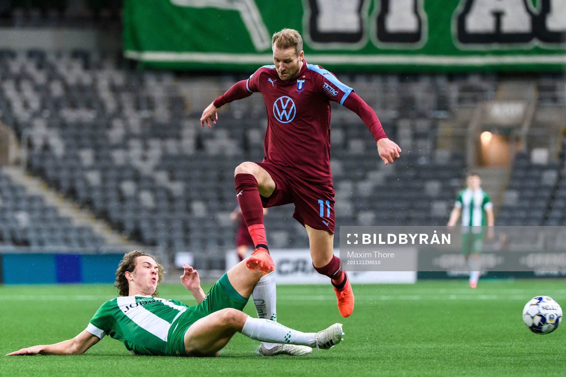 Hammarbys Kalle Björklund och Malmö FFs Ola Toivonen