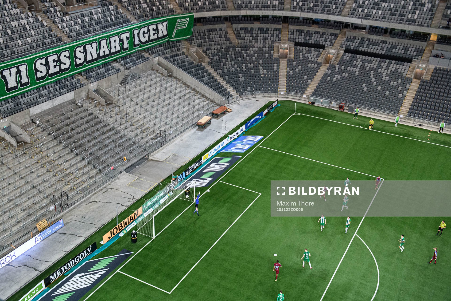 Malmö FFs Anders Christiansen skjuter 1-2 bakom Hammarbys