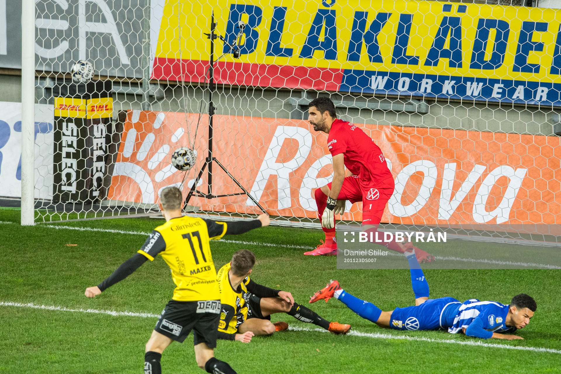 Häckens Leo Bengtsson gör 0-1 bakom IFK Göteborg