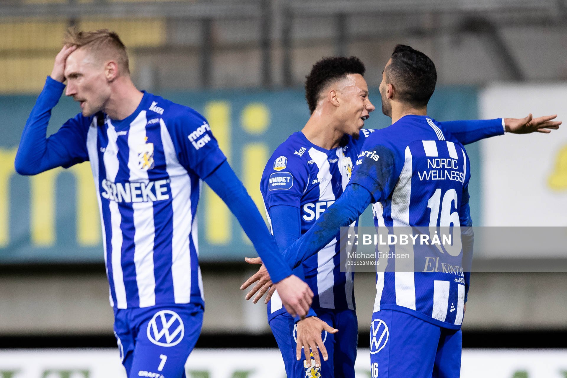 IFK Göteborg Sargon Abraham jublar ihop med Tobias Sana