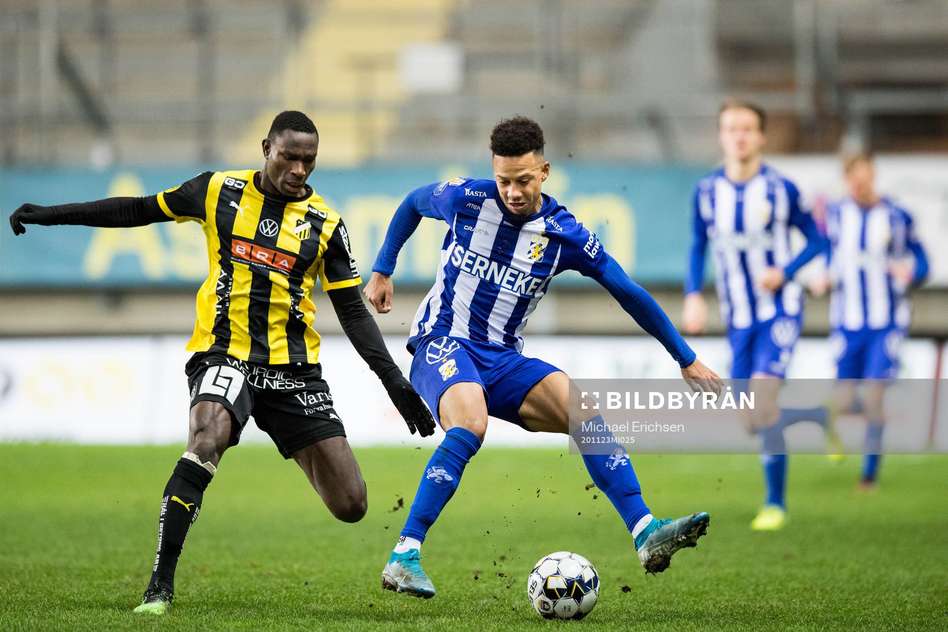 Häckens Godswill Ekpolo och IFK Göteborg Tobias Sana