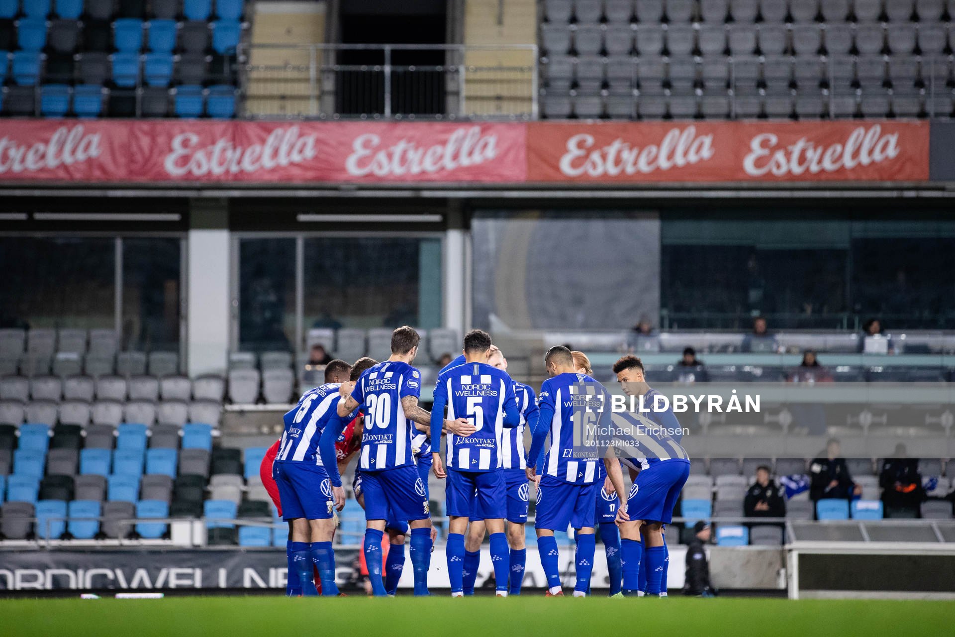 IFK Göteborg samlade innan fotbollsmatchen i Allsvenskan