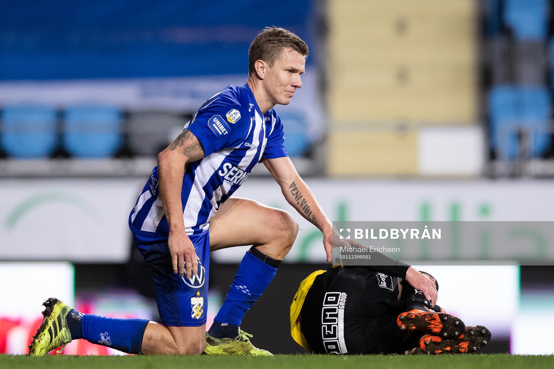 IFK Göteborg Pontus Wernbloom och Häckens Leo Bengtsson