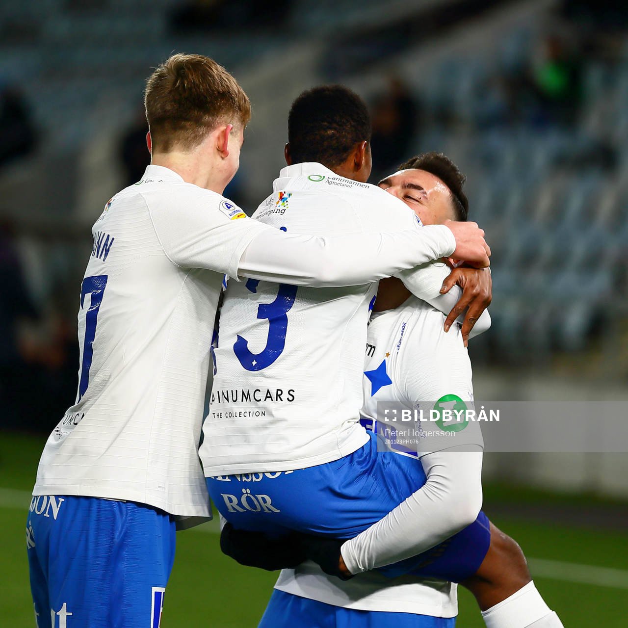 Jubel efter mål 4-1 av IFK Norrköpings Abdulrazaq Ishaq under fotbollsmatchen i Allsvenskan mellan IFK Norrköping och Falkenberg den 23 november 2020 i Norrköping.