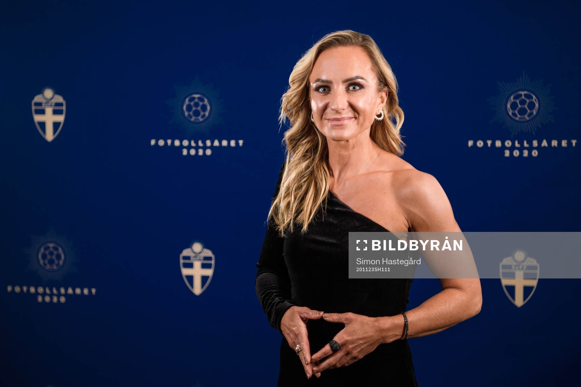Programledare Frida Nordstrand poserar för porträtt under Fotbollsåret 2020 den 23 november 2020 i Stockholm.