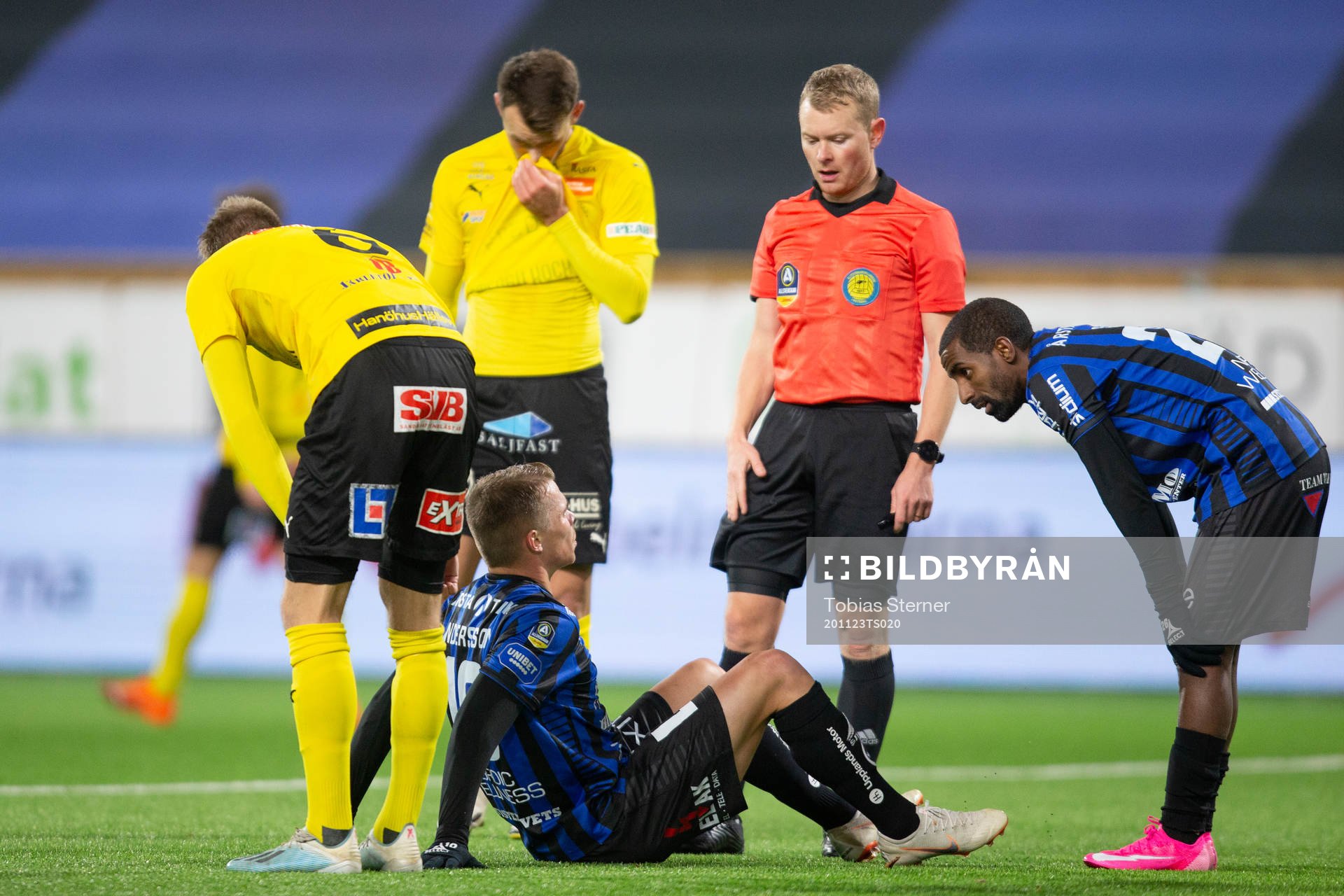 Sirius Elias Andersson har ont