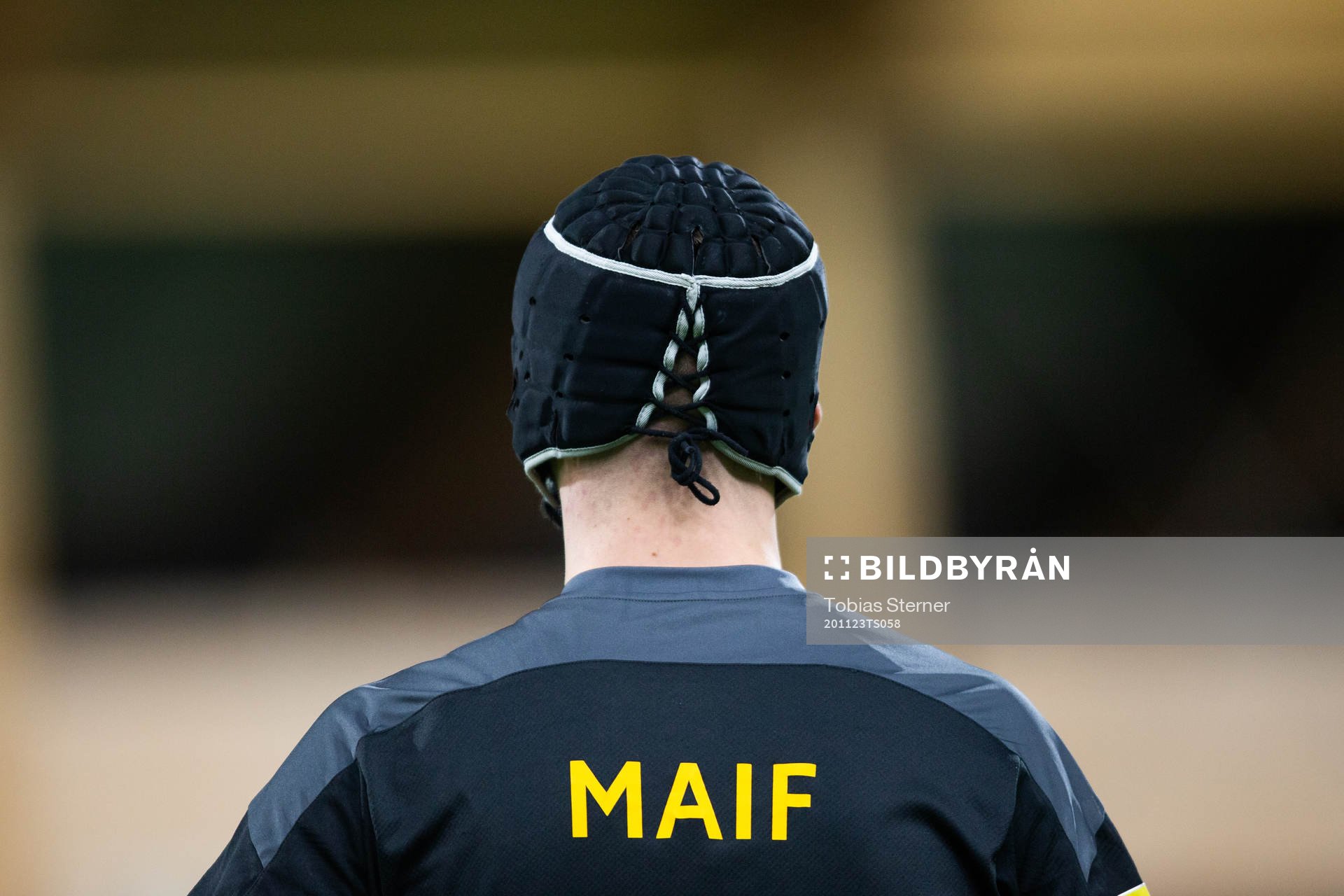 Mjällbys målvakt Noel Törnqvist med målvaktshjälm på
