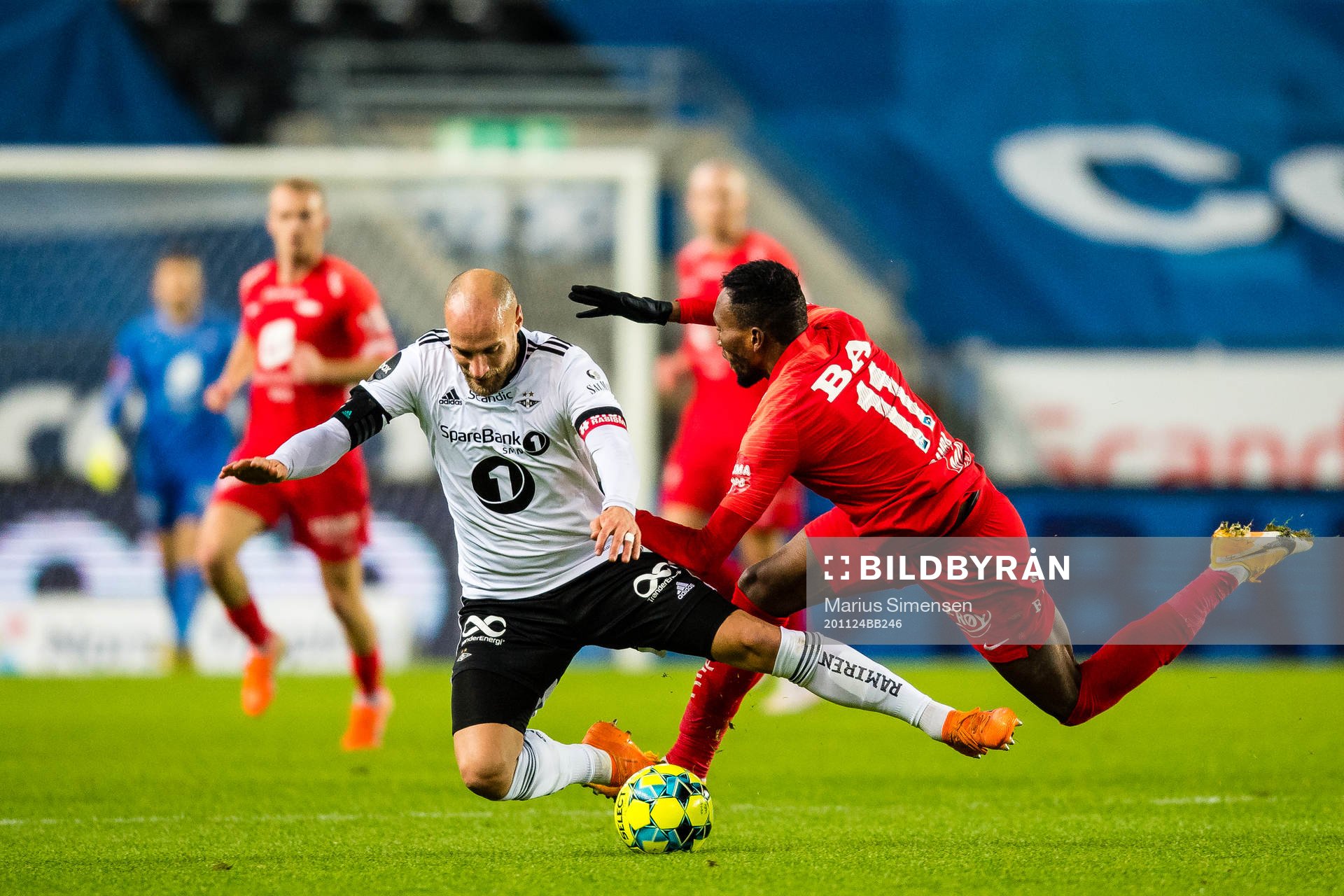 Tore Reginiussen of Rosenborg and Karamoko Daouda Bamba of