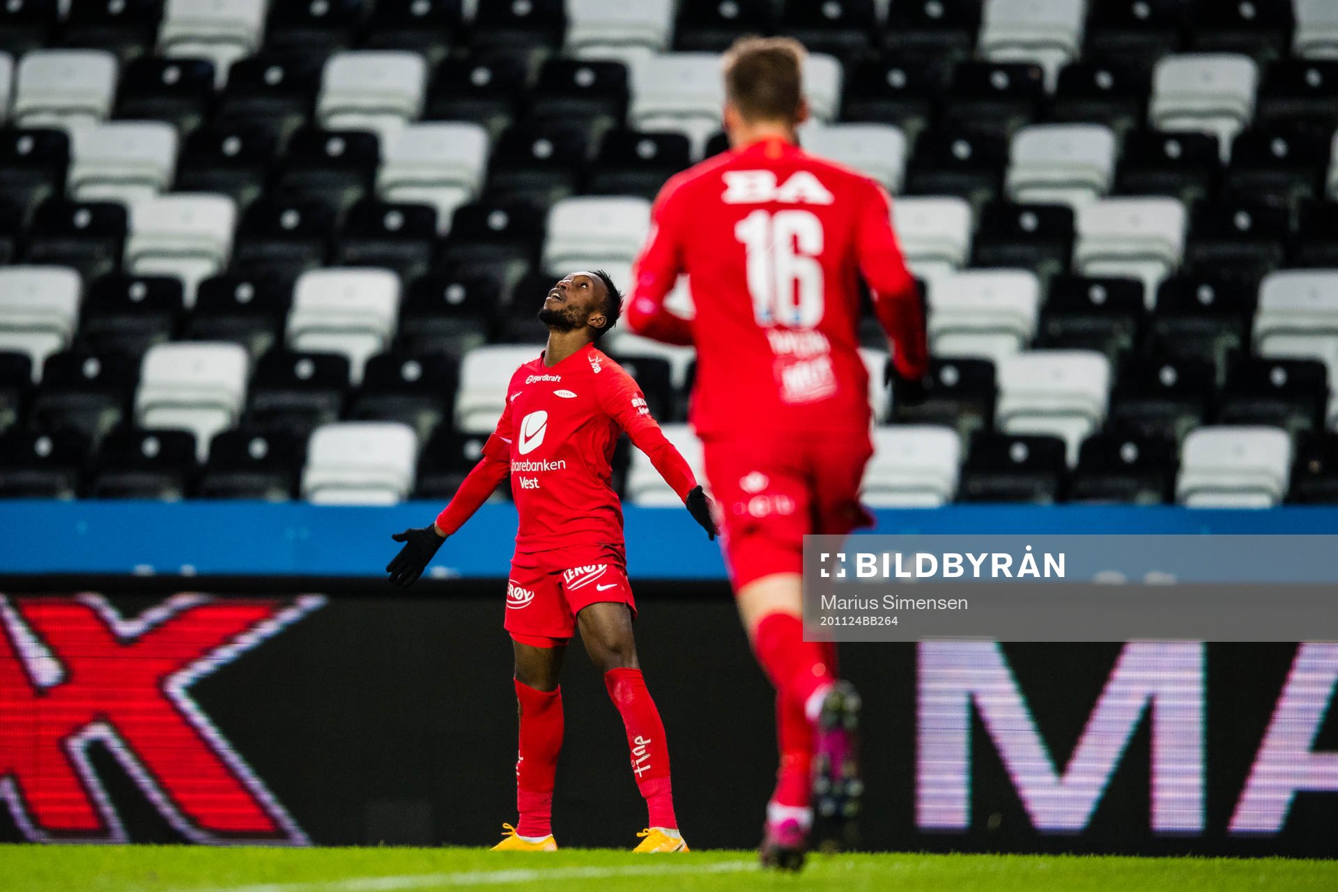 Karamoko Daouda Bamba of Brann celebrates after scoring the 0-2 goal during the Eliteserien match between Rosenborg and Brann on November 24, 2020 in Trondheim.