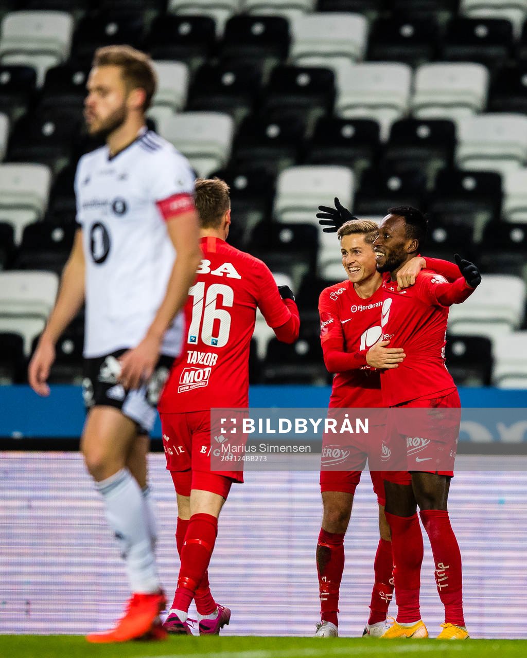Karamoko Daouda Bamba of Brann celebrates