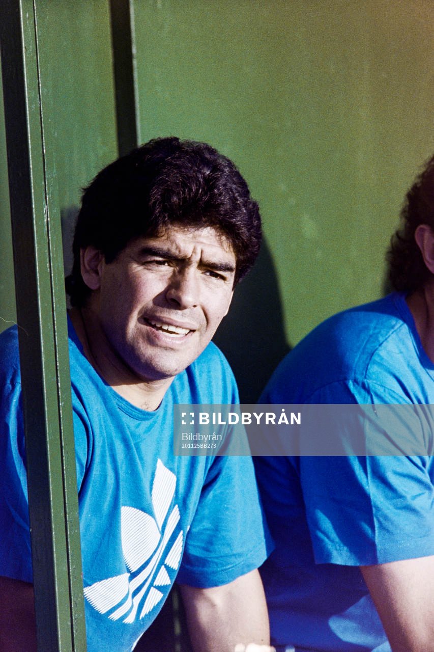 Diego Maradona på träningen