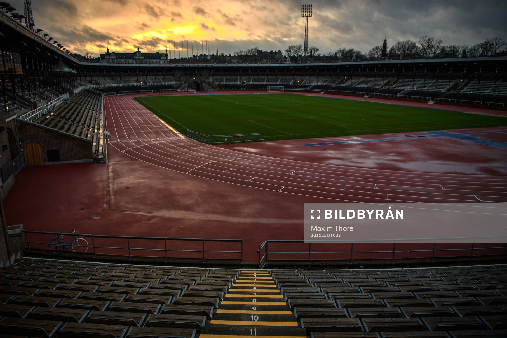 Stockholms Stadion i solnedgång