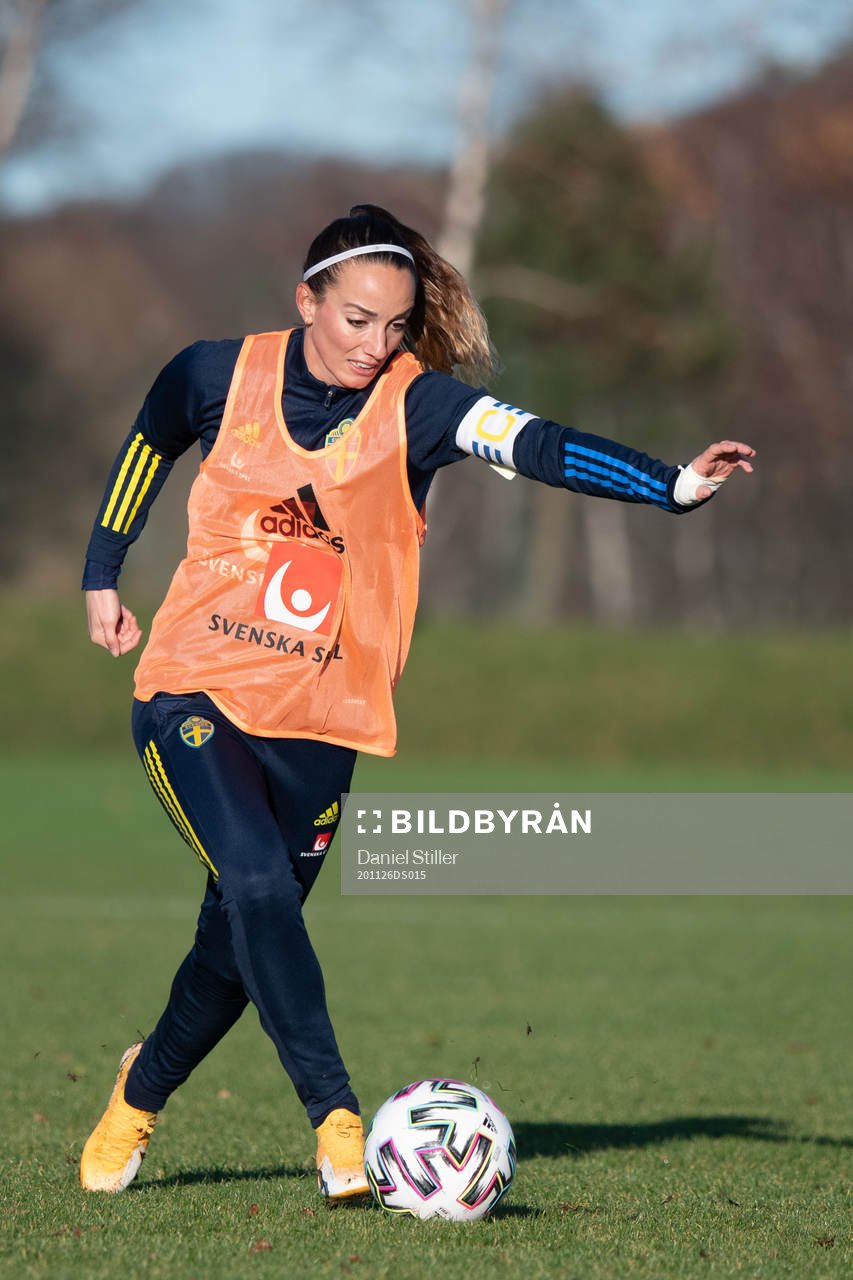 Kosovare Asllani