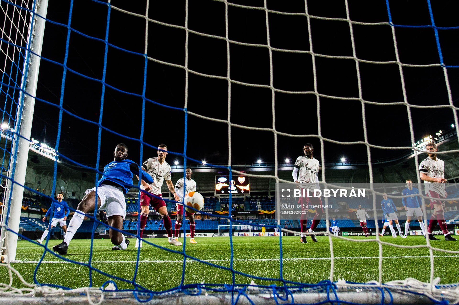 Sheriff Sinyan of Molde misses a chance to score
