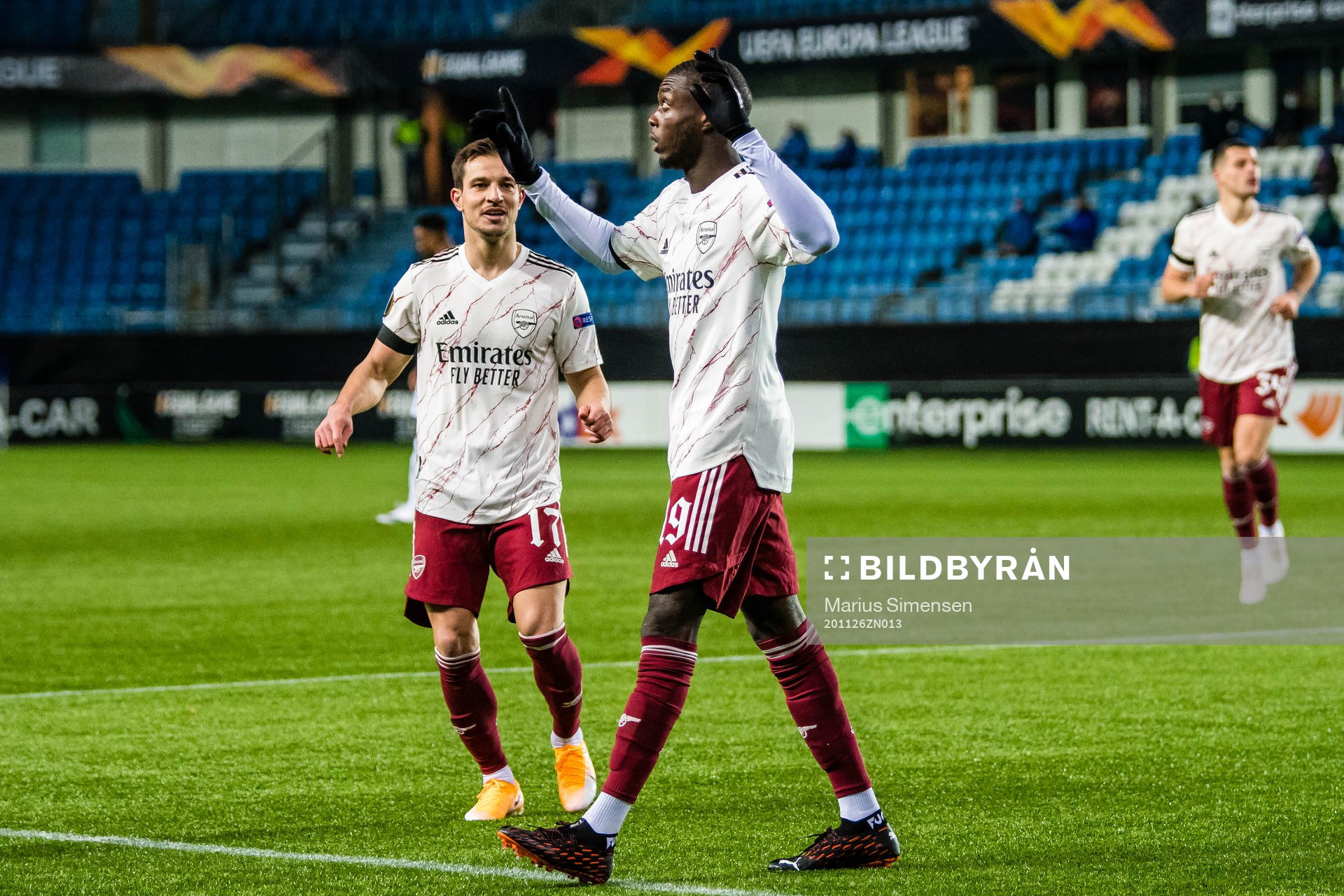 Nicolas Pepe of Arsenal celebrates