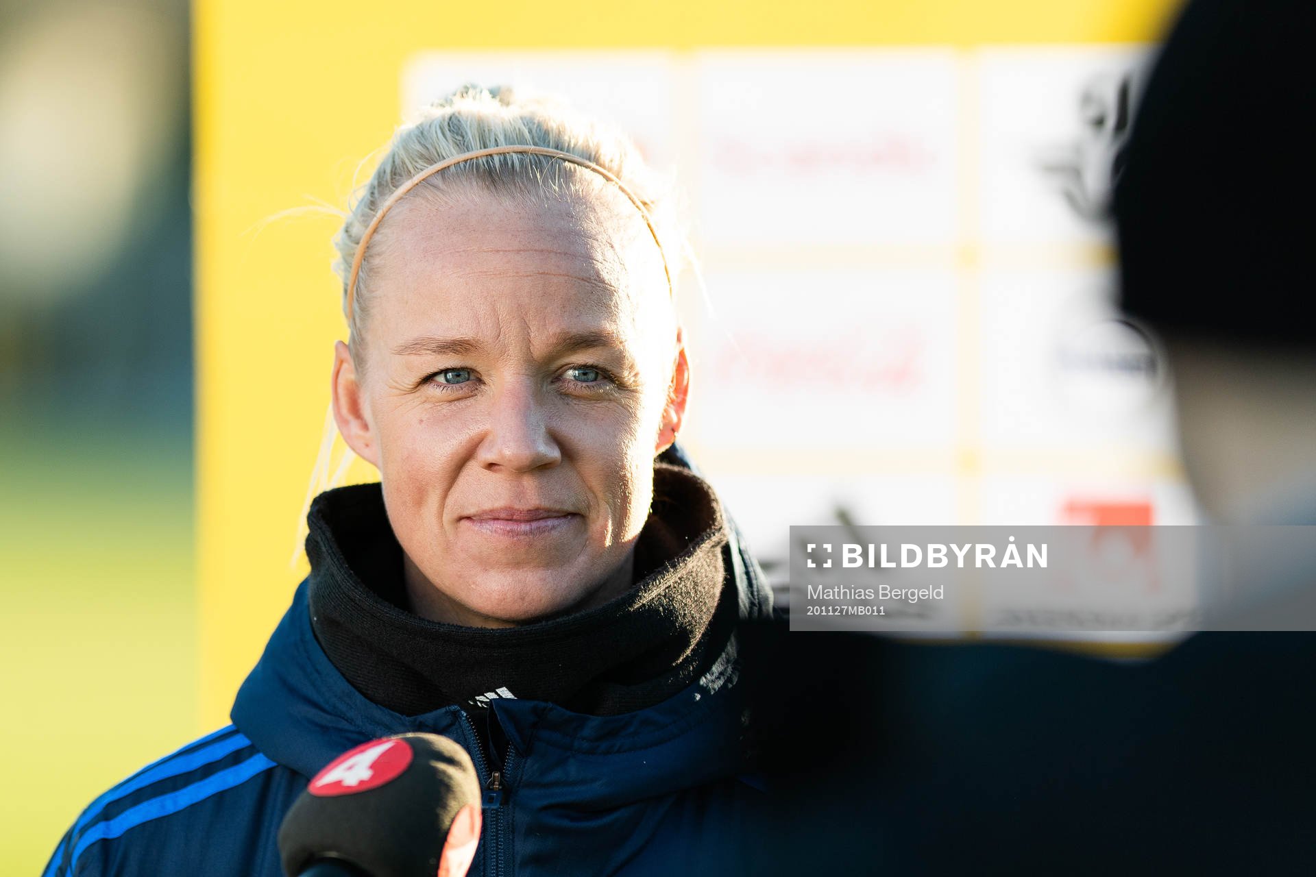 Caroline Seger i mixade zonen
