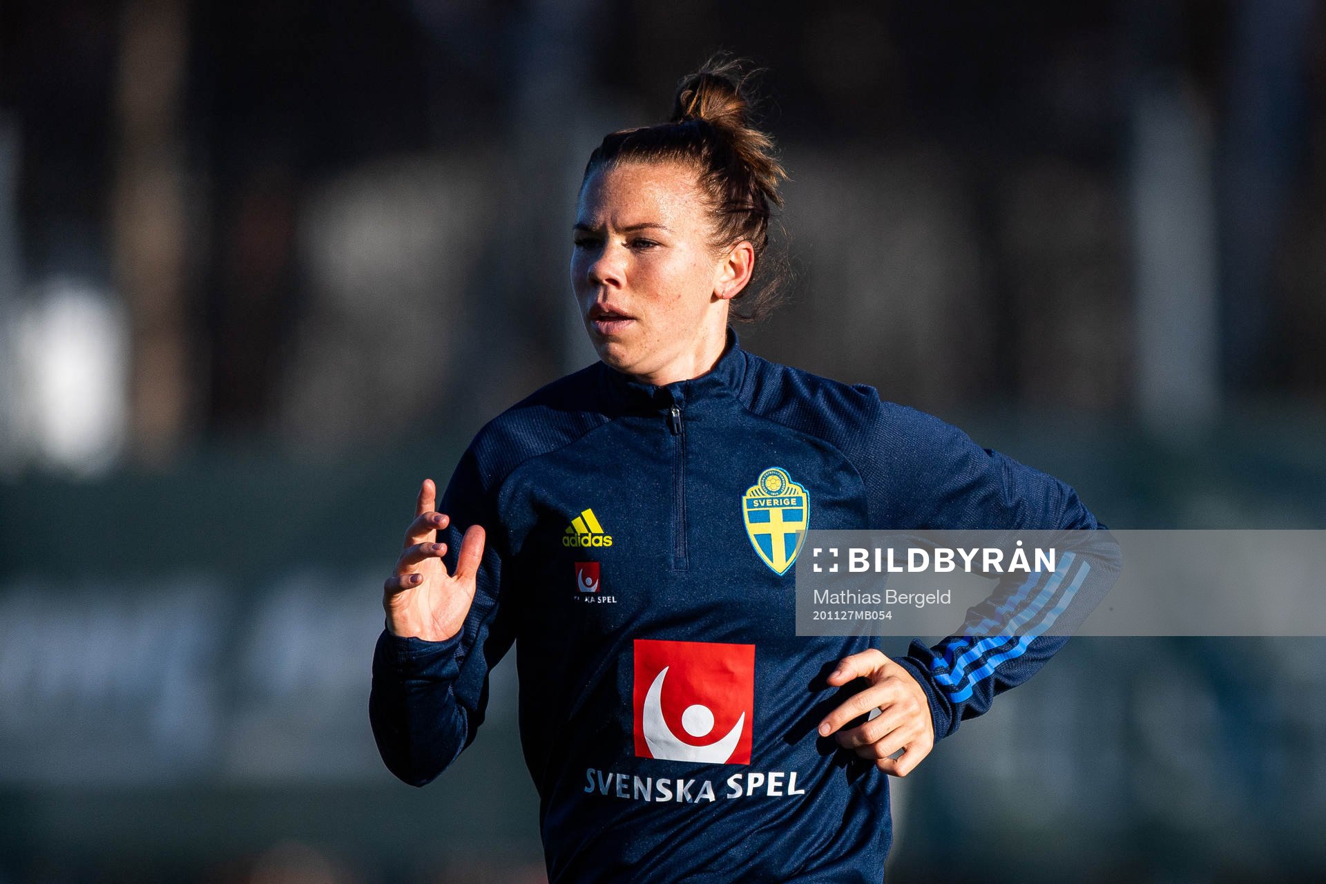 Jessica Samuelsson under en träning med Sveriges damlandslag i fotboll den 27 november 2020 i Göteborg.