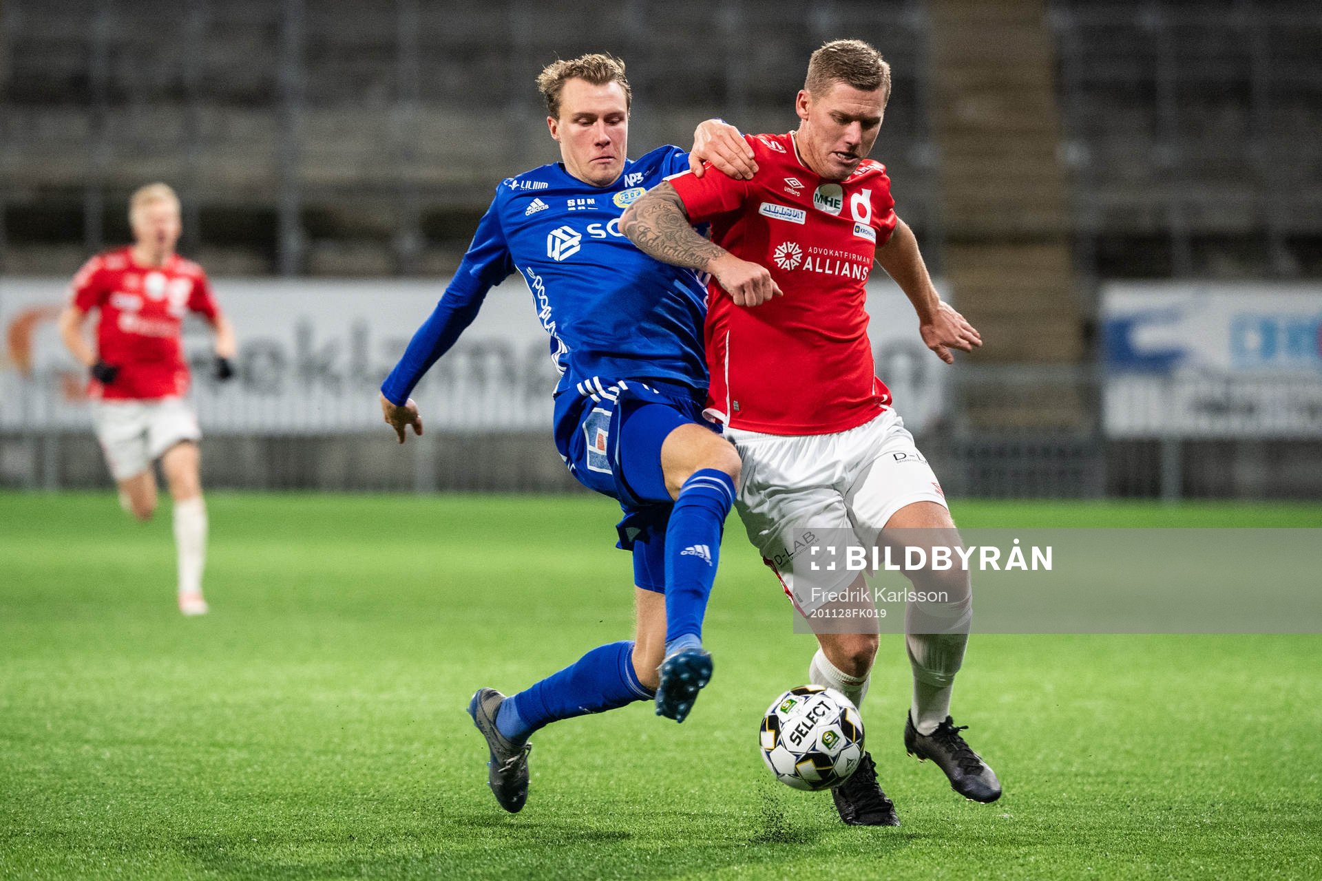 Sundsvalls Niklas Dahlström och Degerfors Victor Edvardsen