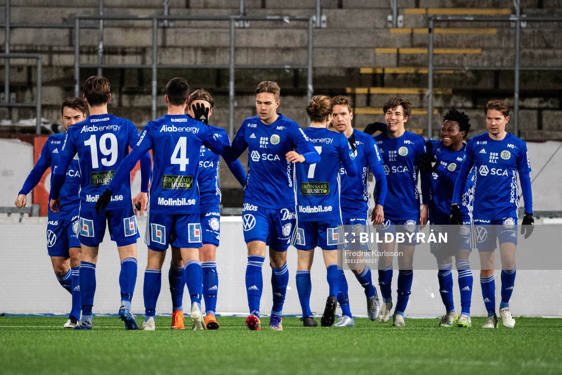 Sundsvalls spelare jublar