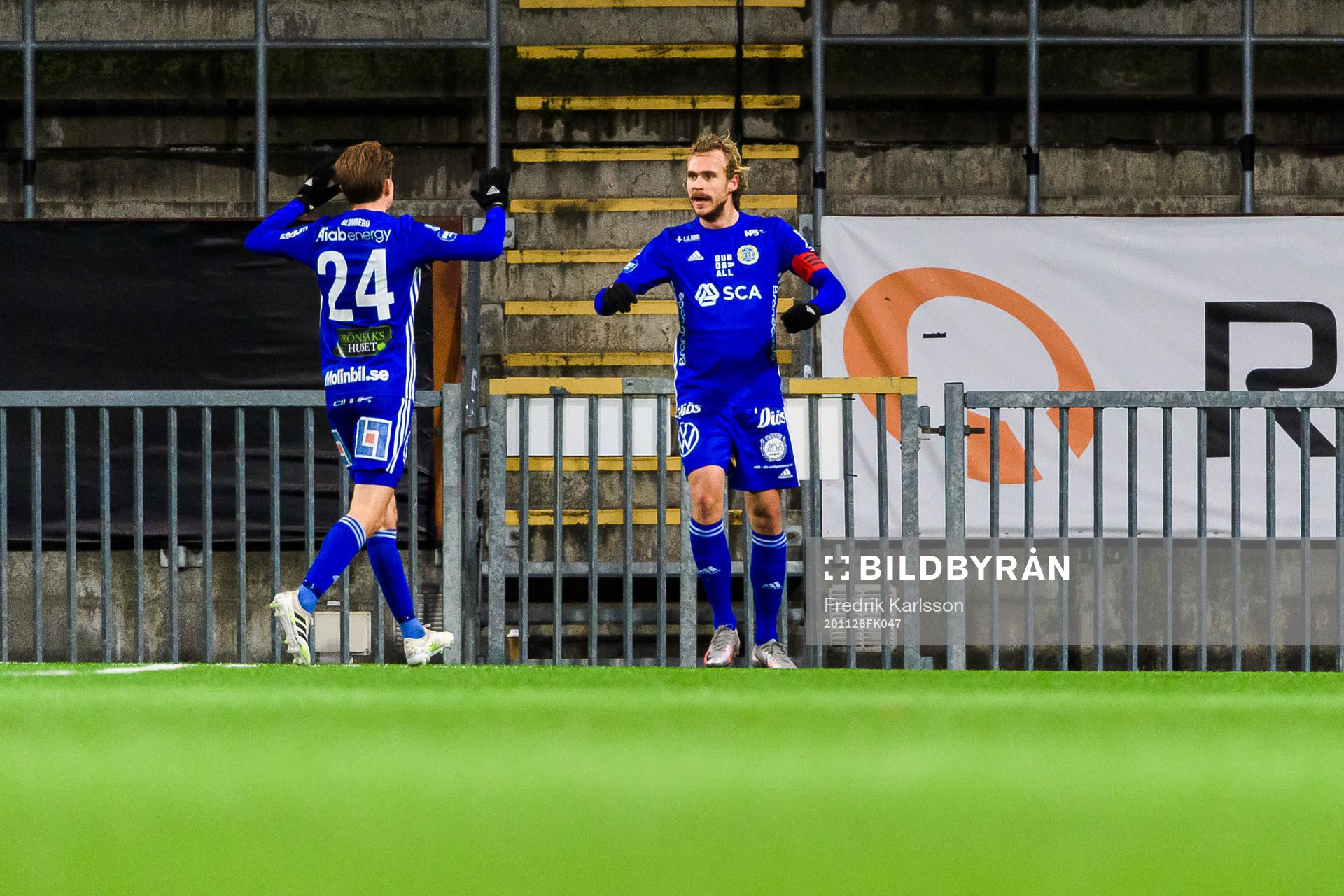 Sundsvalls Johan Blomberg och Pontus Engblom jublar