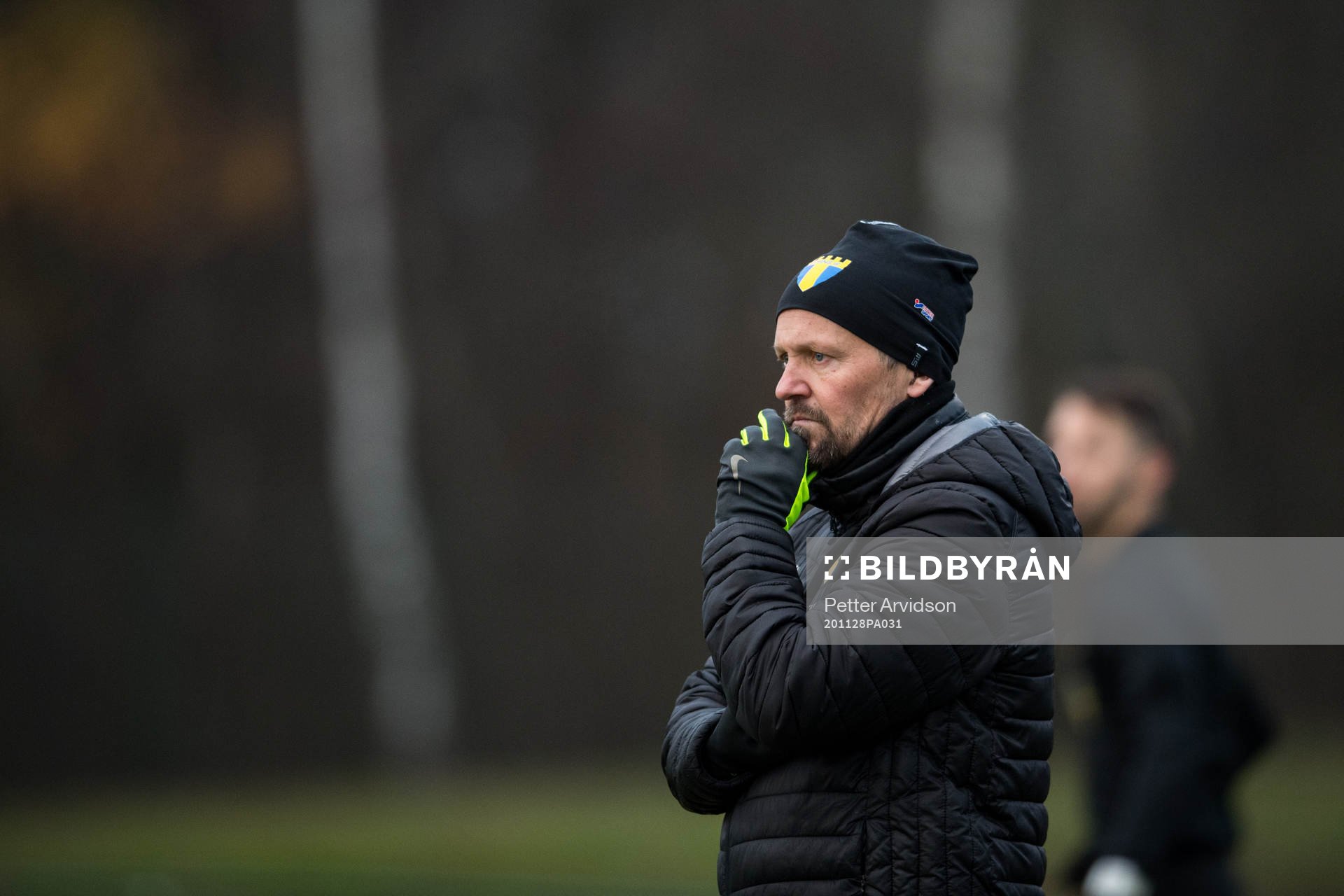 Torns tränare Richard Ringhov under fotbollsmatchen i Division 1 södra mellan Eskilsminne och Torn den 28 november 2020 i Helsingborg.