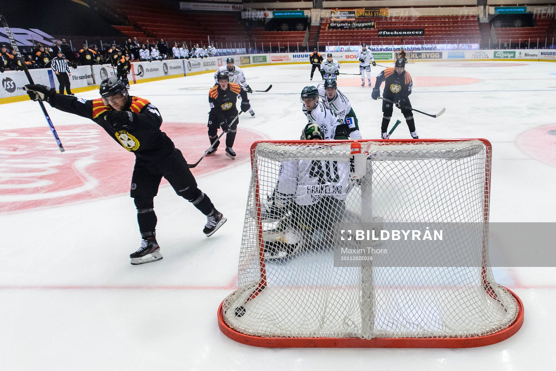 Brynäs Jaedon Descheneau jublar