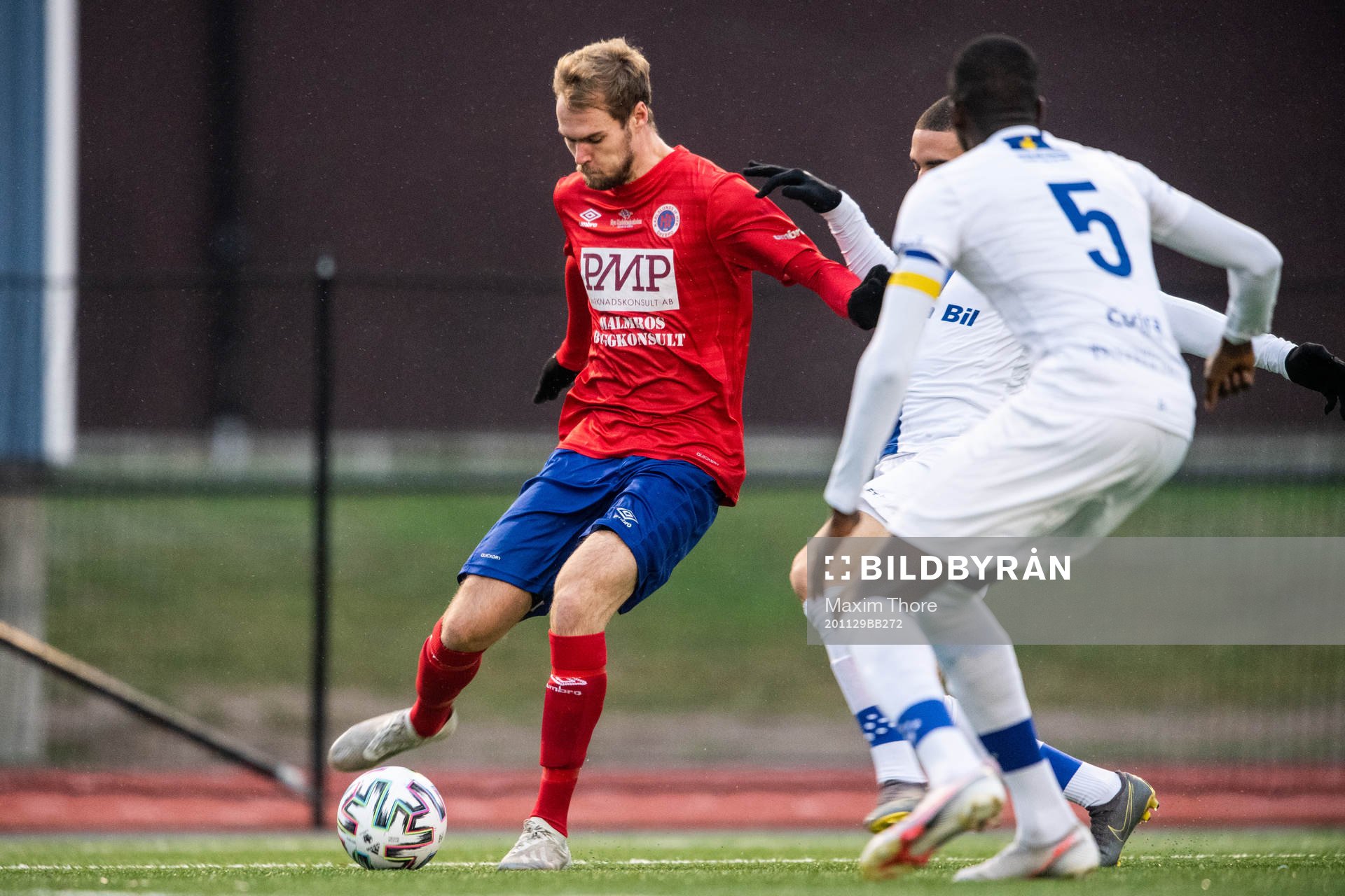 Karlslunds Martin Springfeldt under fotbollsmatchen i Division 1 norra mellan IFK Haninge och Karlslund den 29 november 2020 i Stockholm.
