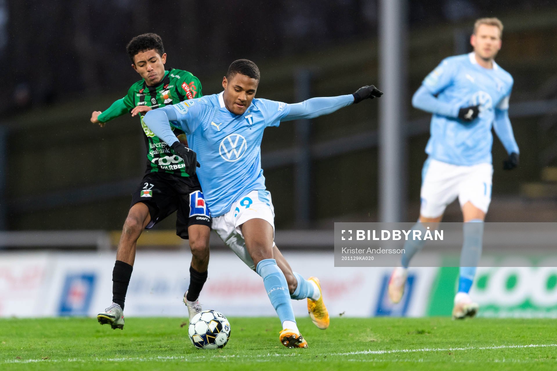 Varbergs Tashreeq Matthews och Malmö FFs Amin Sarr