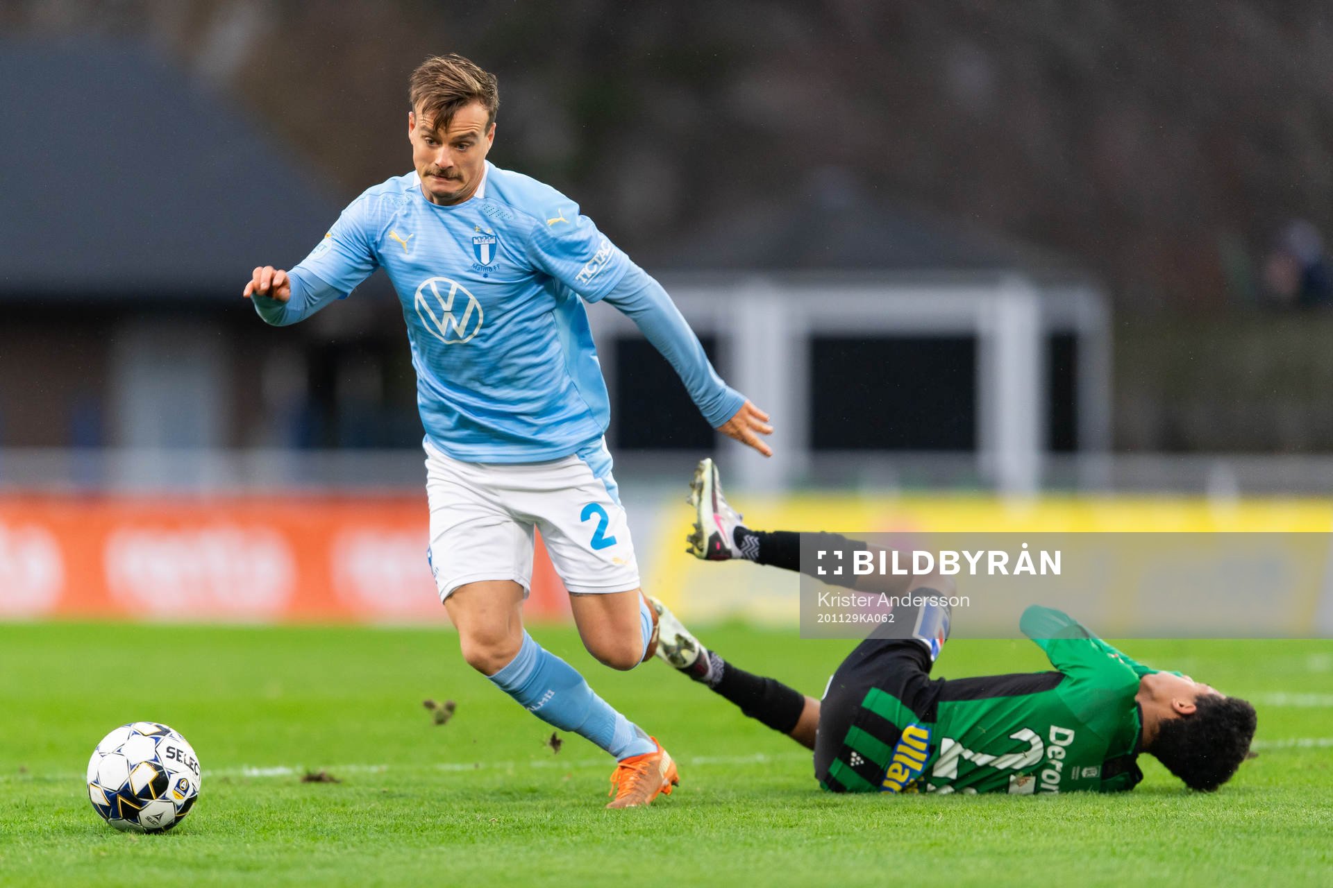 Malmö FFs Eric Larsson Varbergs Tashreeq Matthews