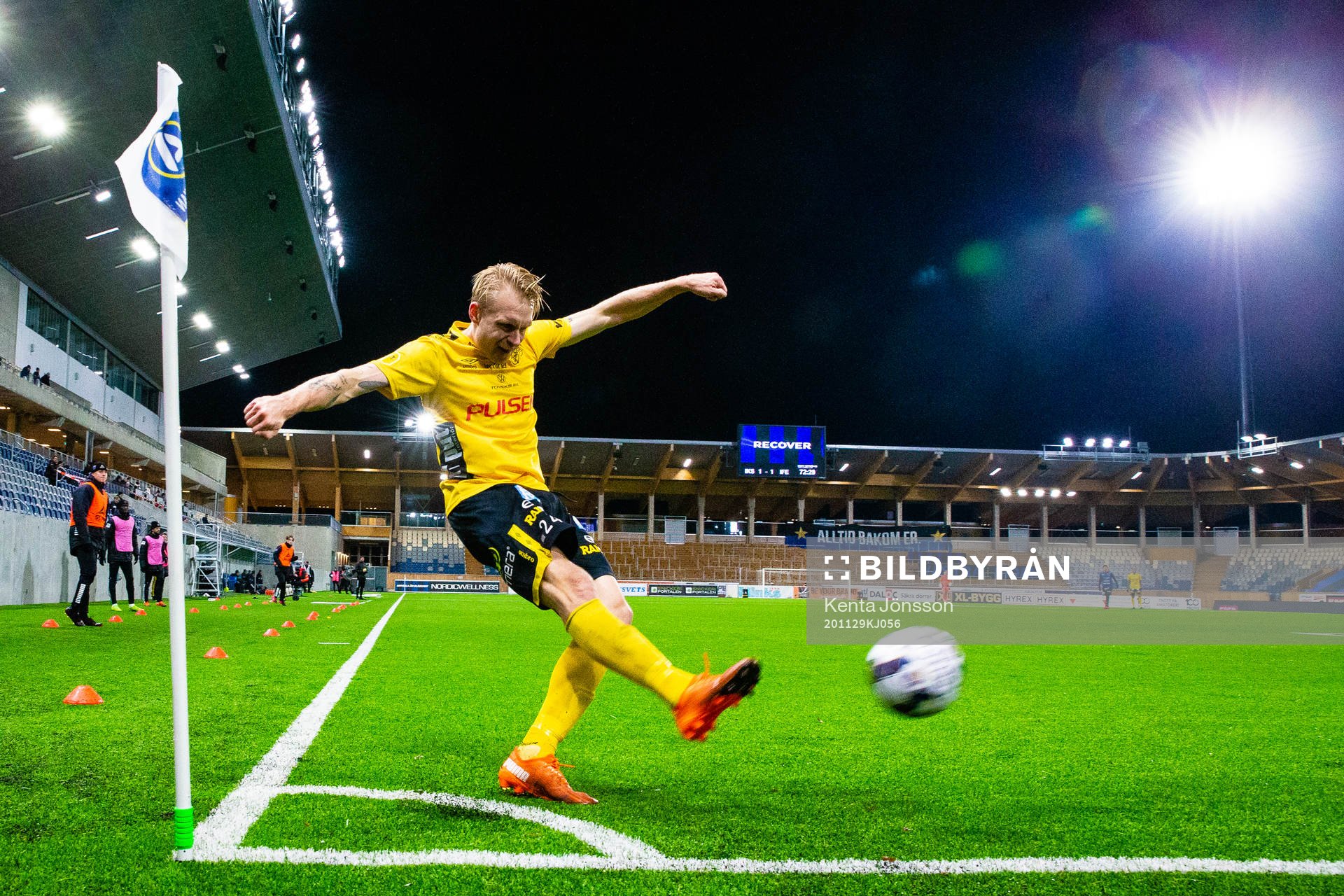 Elfsborgs Johan Larsson med en hörna