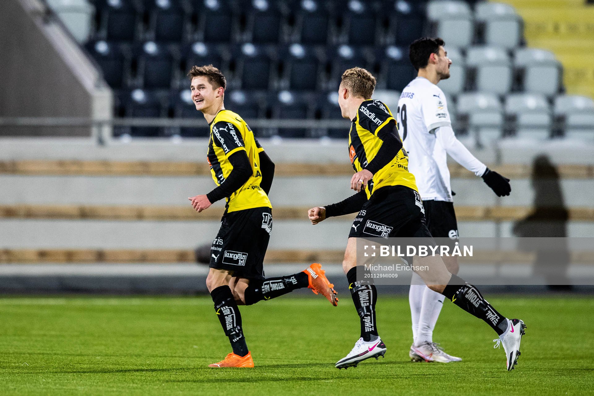 Häckens Leo Bengtsson jublar