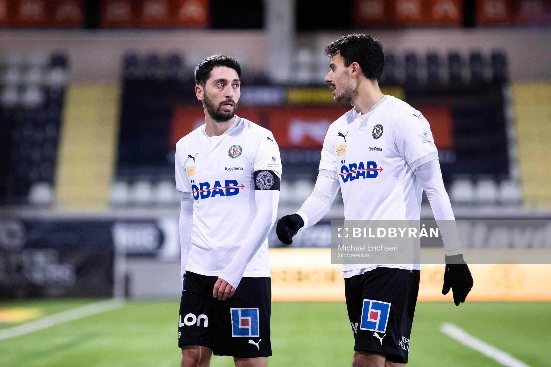 Örebros Nahir Besara och Deniz Hümmet deppar