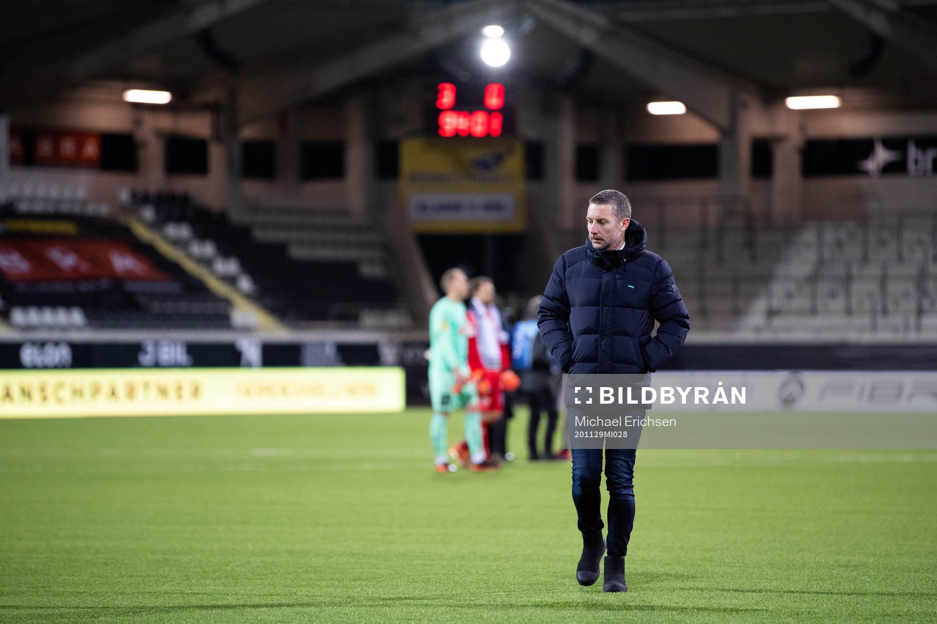 Örebros tränare Axel Kjäll deppar