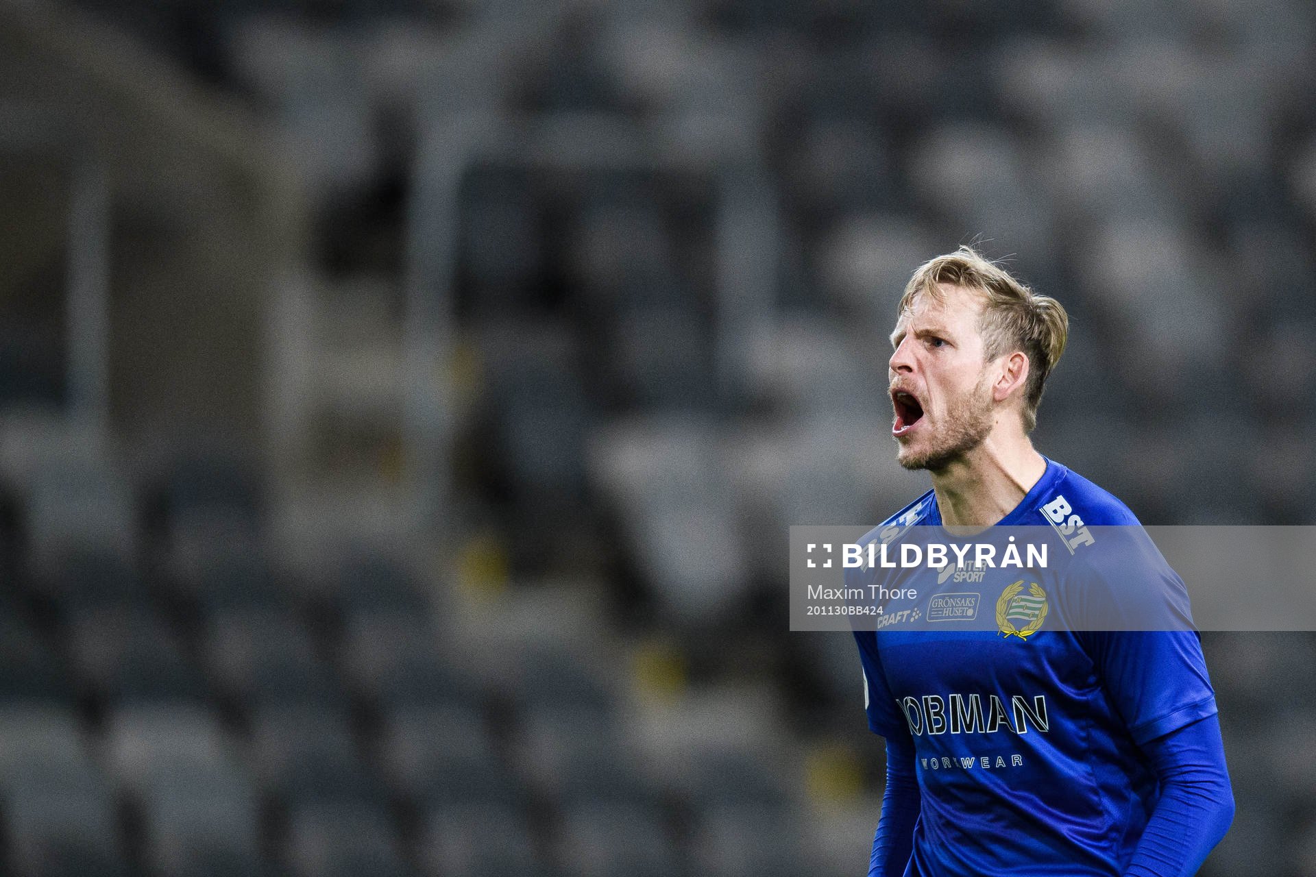 Hammarbys målvakt David Ousted reagerar