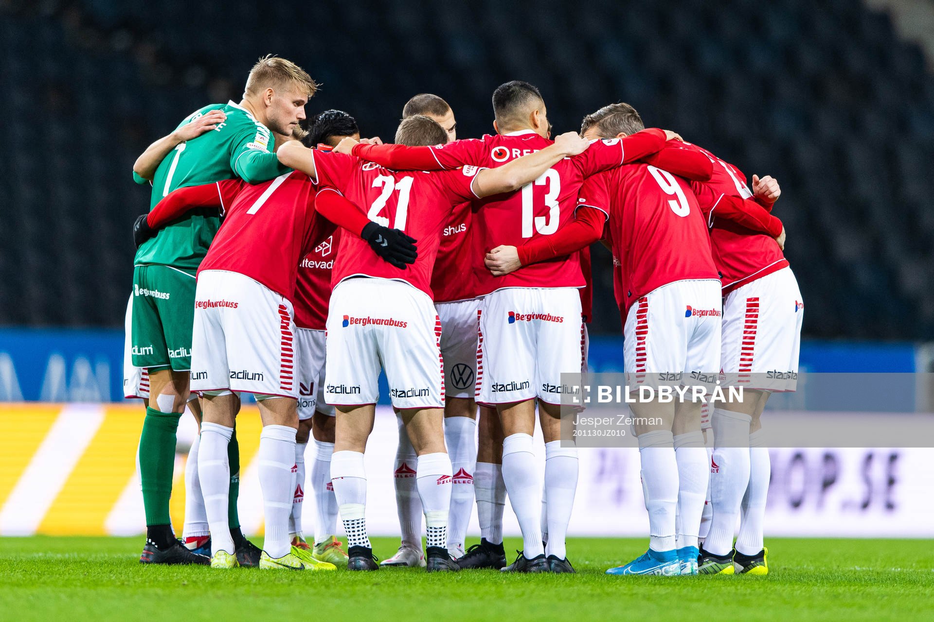 Kalmars spelare samlas