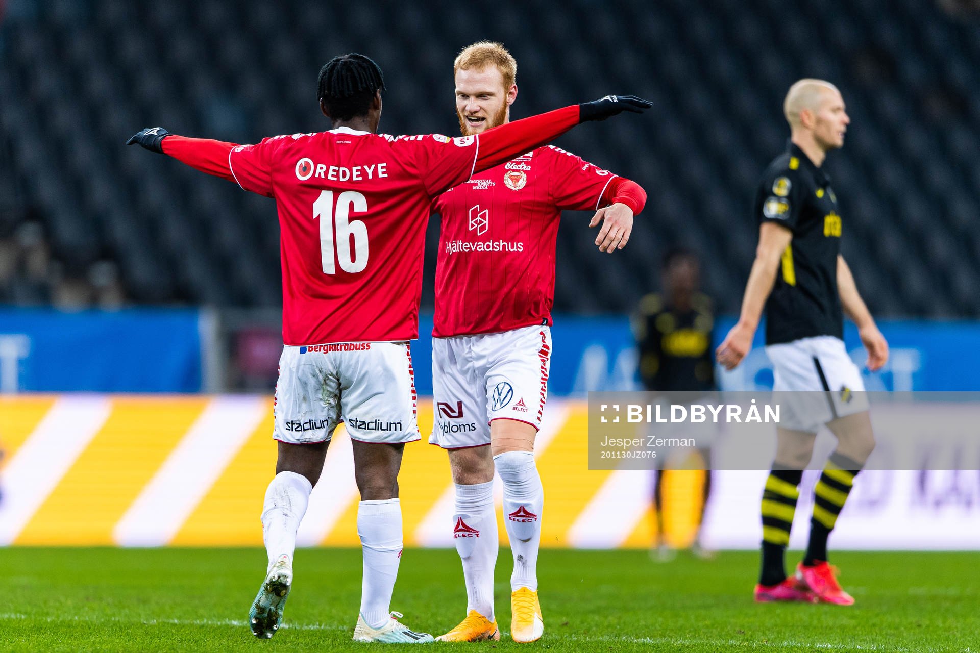 Kalmars York Rafael och Nils Fröling jublar