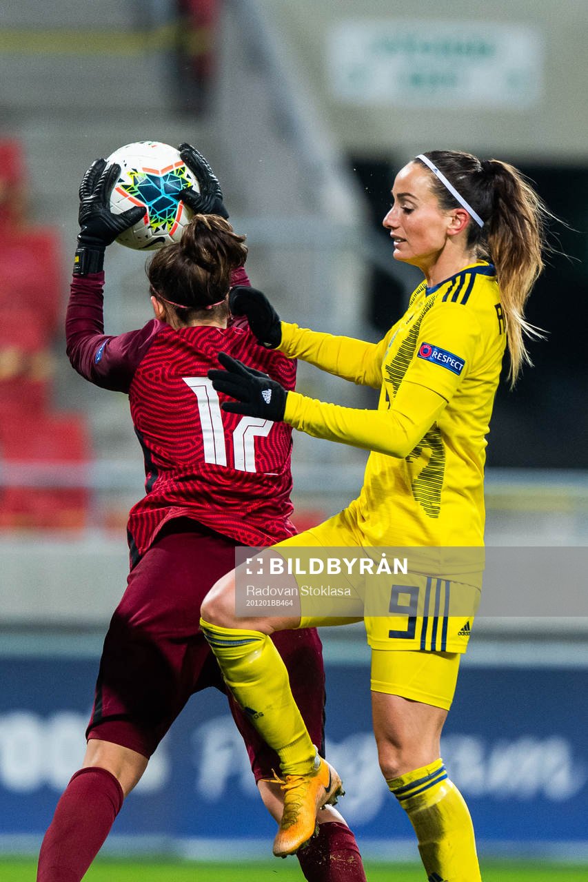 Kosovare Asllani of Sweden