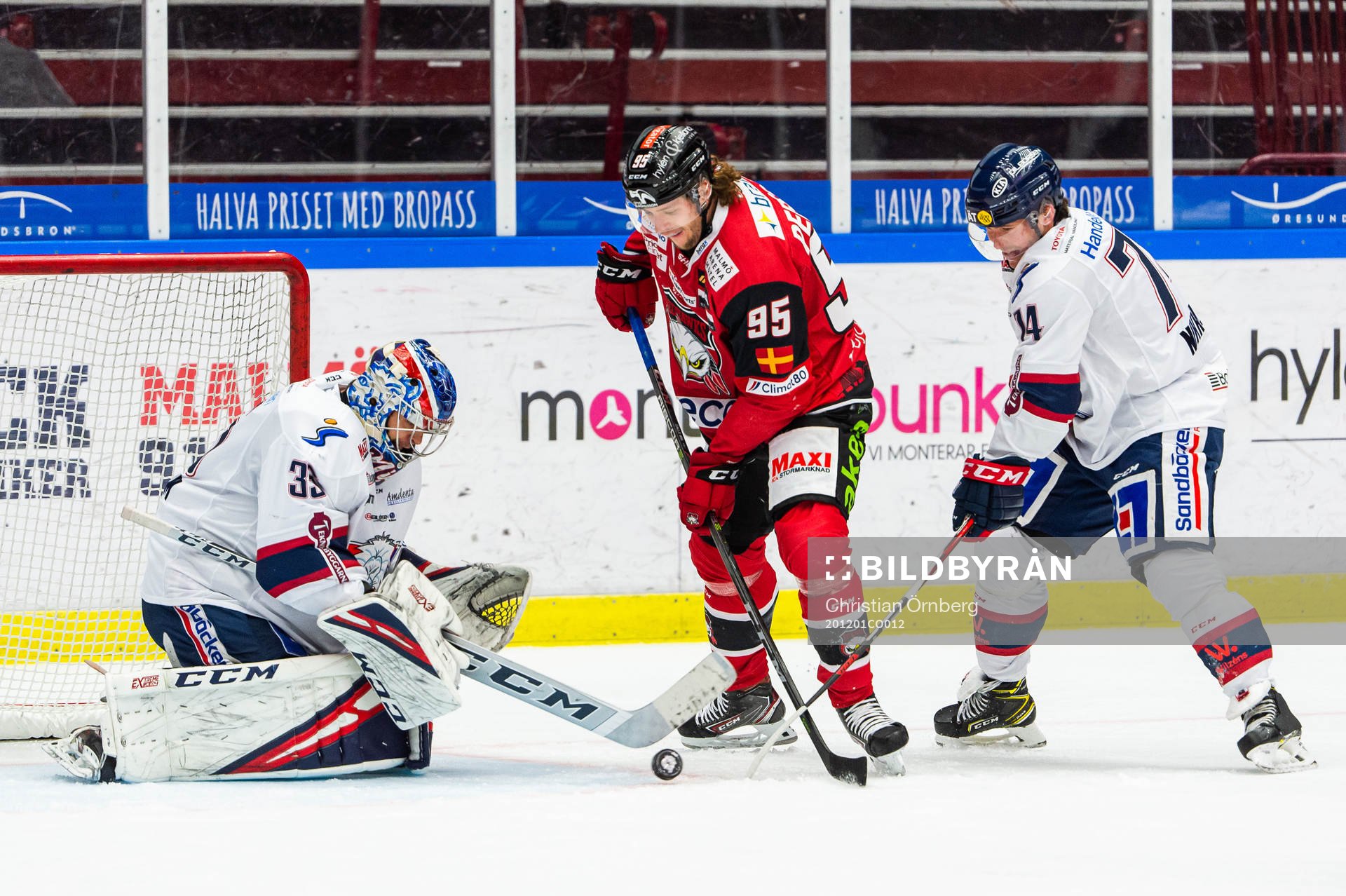 Linköpings målvakt Niklas Lundström och Petteri Nikkilä