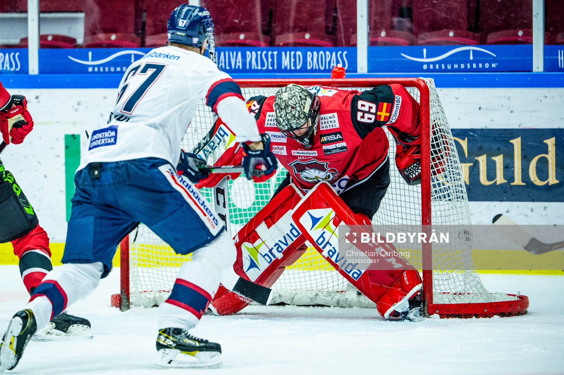 Malmö Redhawks målvakt Oscar Alsenfelt släpper in 3-3
