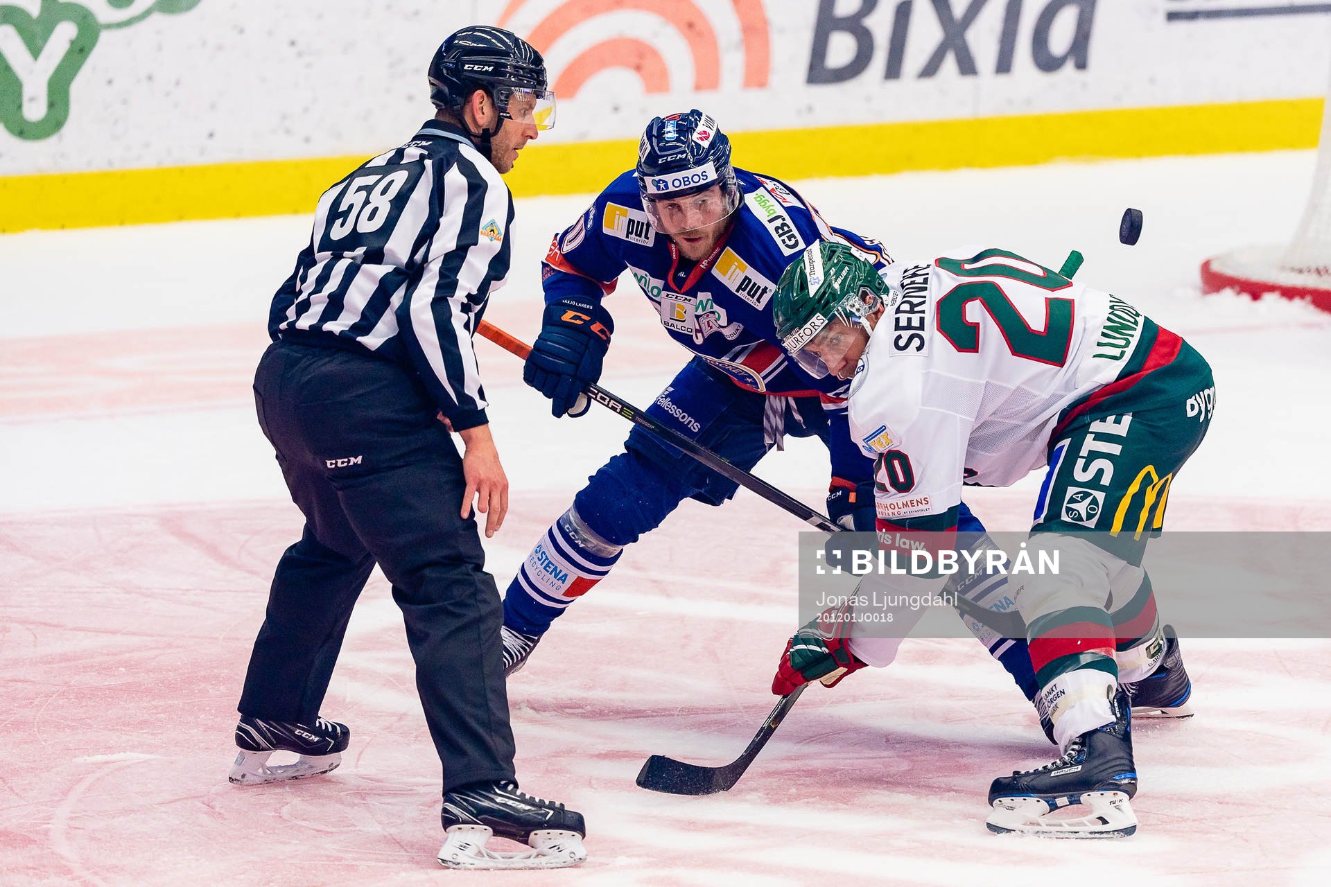 Tek mellan Växjös Erik Josefsson och Frölundas Joel